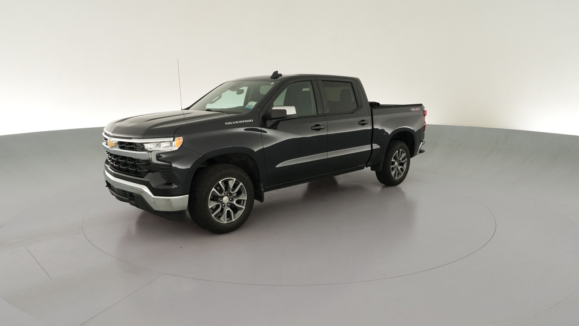 2024 Chevrolet Silverado 1500 Crew Cab vehicle photo
