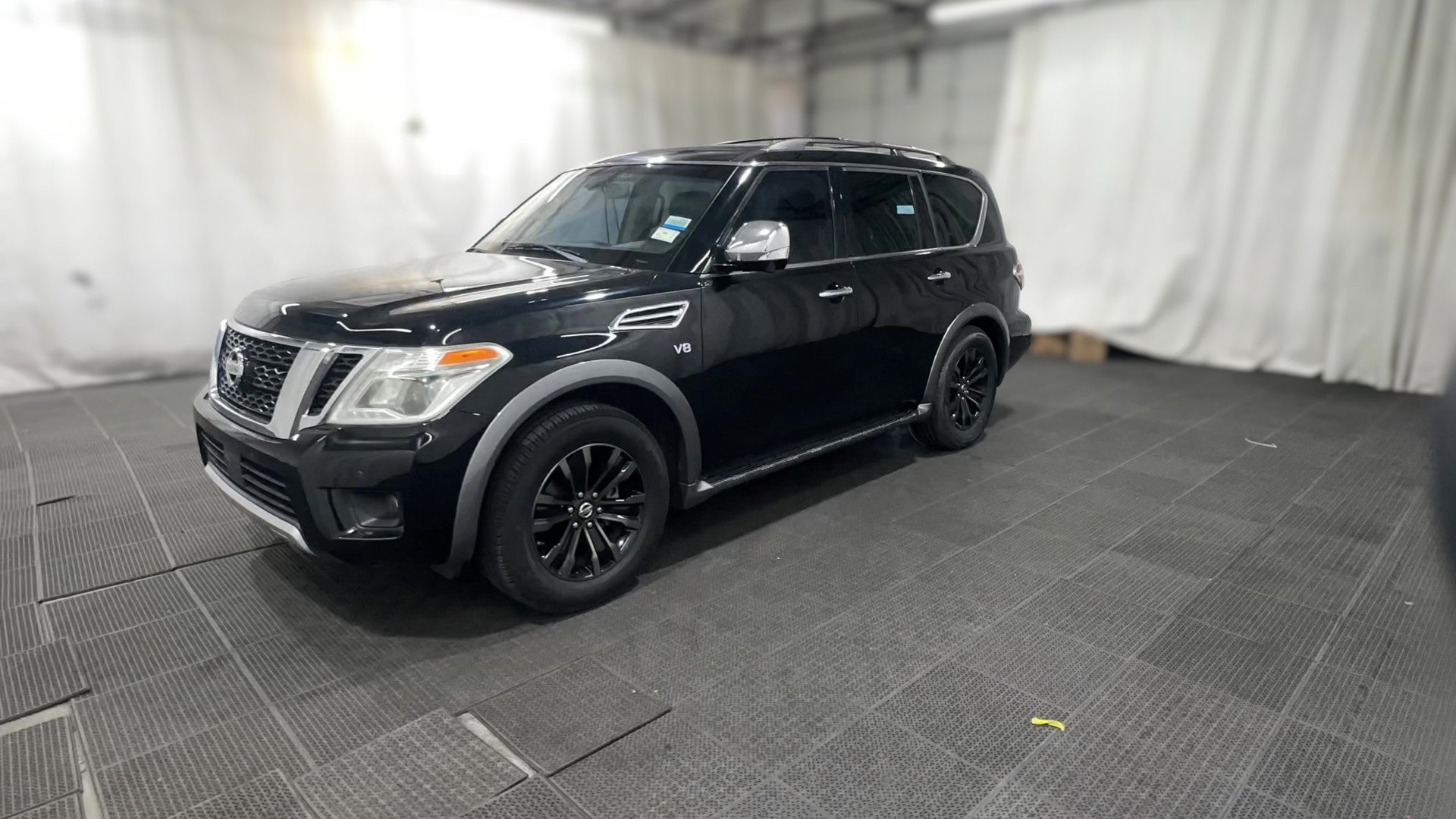 2017 Nissan Armada vehicle photo