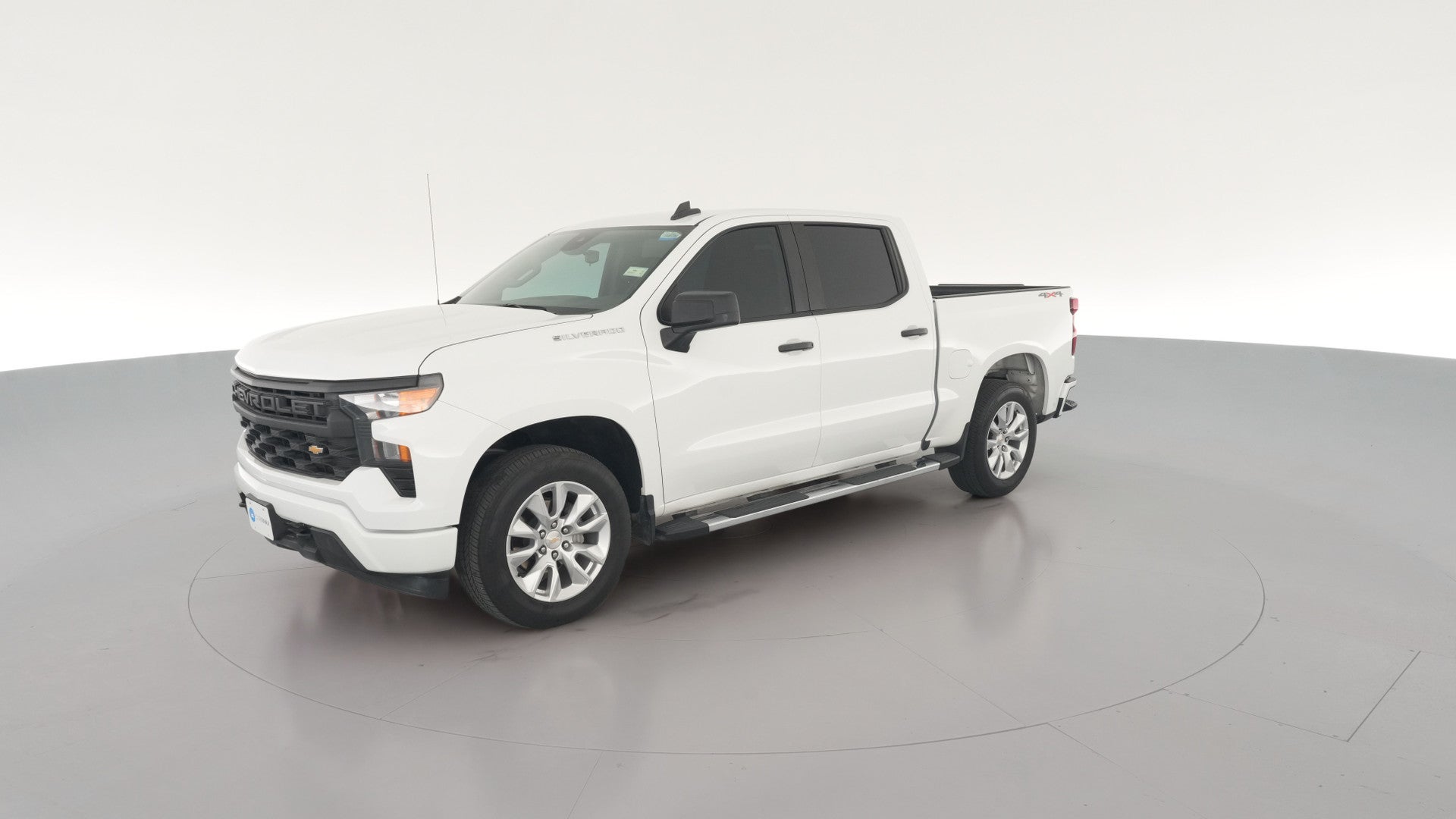 2024 Chevrolet Silverado 1500 Crew Cab vehicle photo