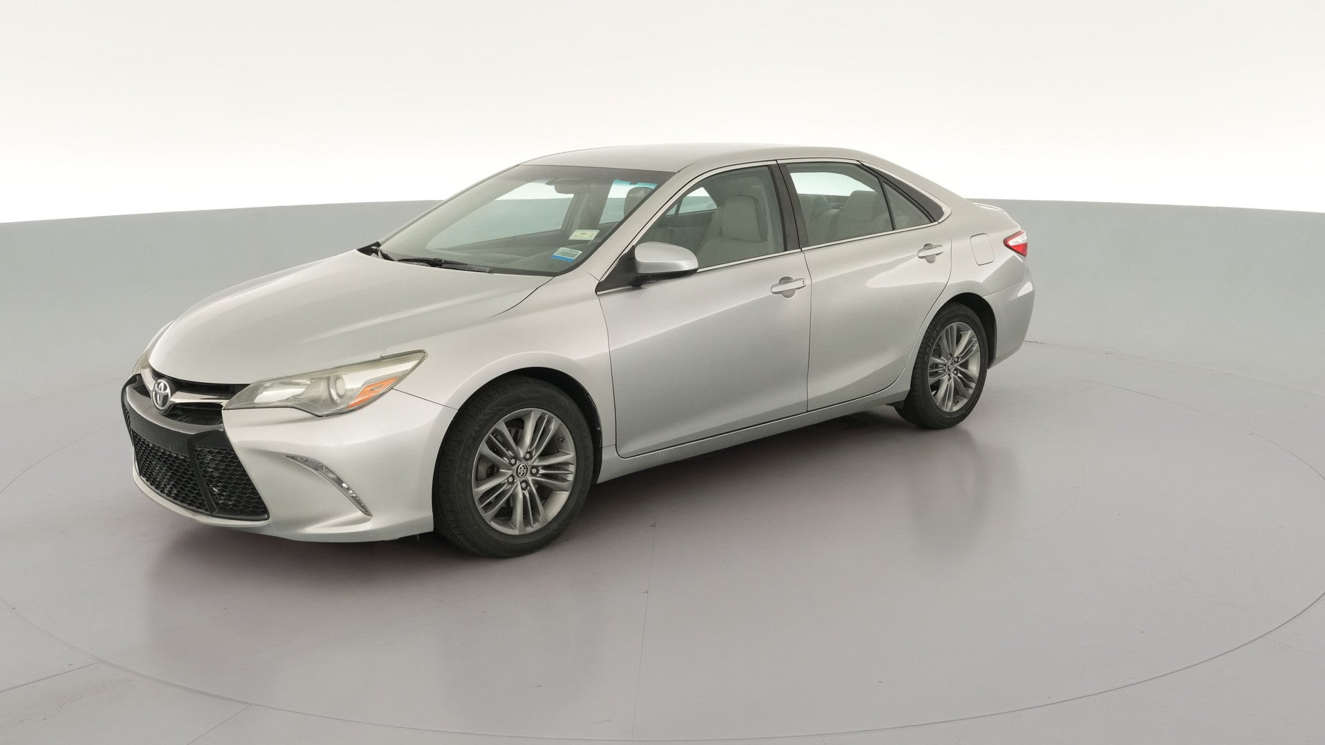 2015 Toyota Camry vehicle photo