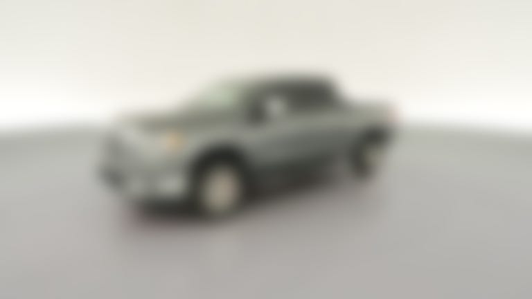 2016 Nissan TITAN XD Crew Cab vehicle photo