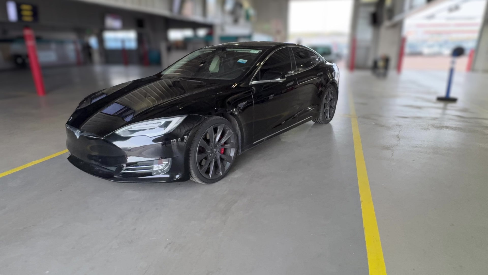 2018 Tesla Model S vehicle photo