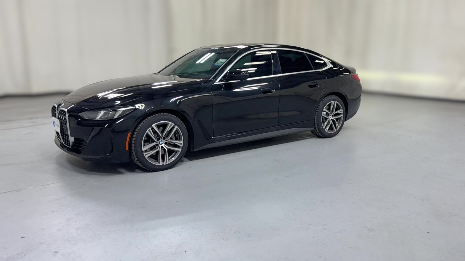 2025 BMW 4 Series vehicle photo