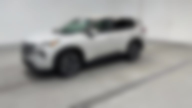 2025 Nissan Rogue vehicle photo