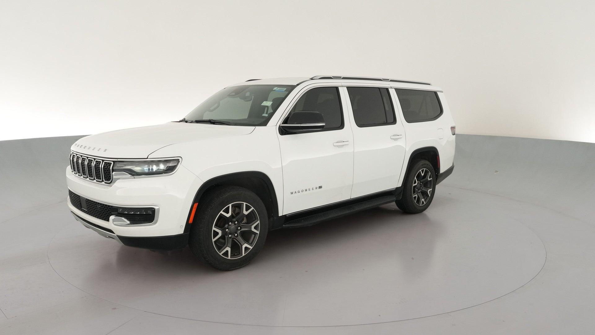 2023 Jeep Wagoneer L vehicle photo