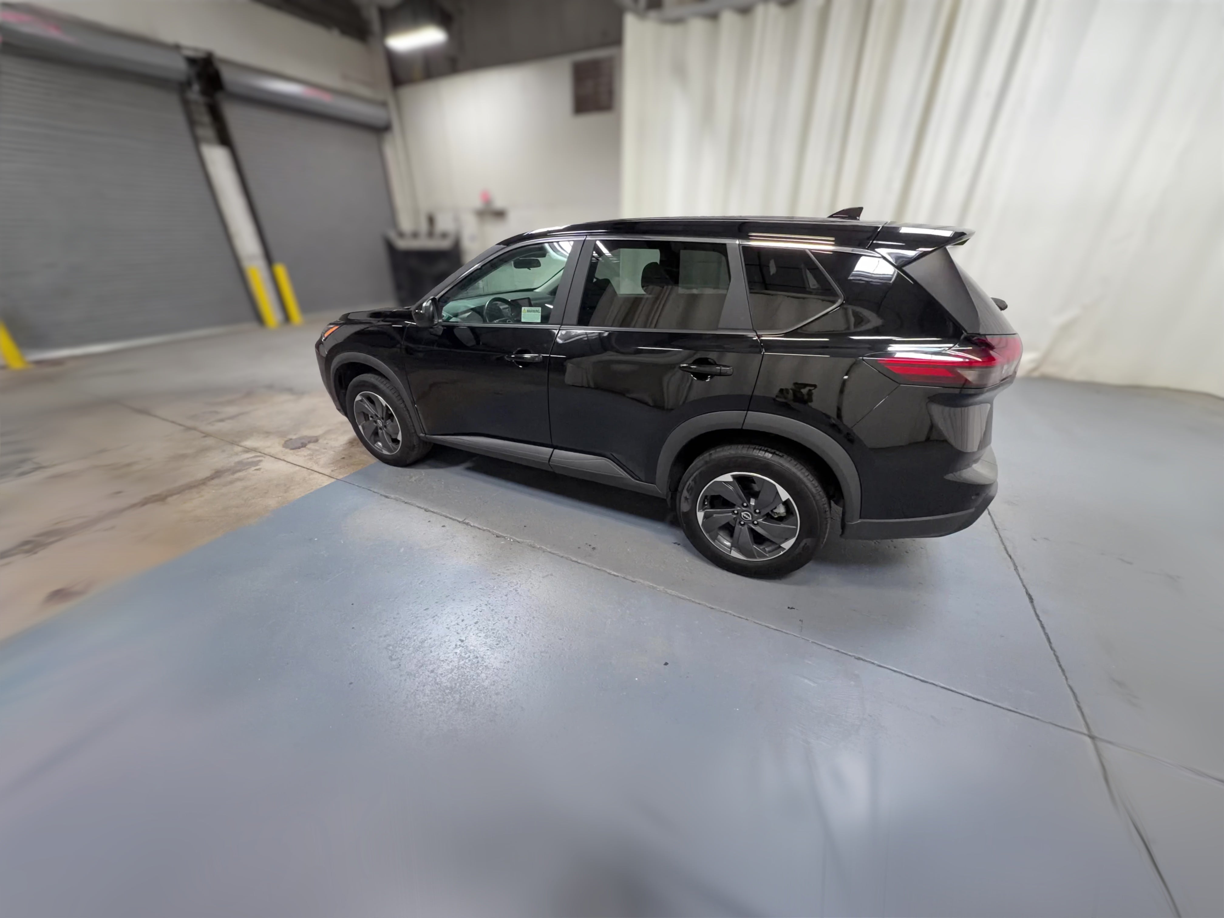 2025 Nissan Rogue SV - Photo 27