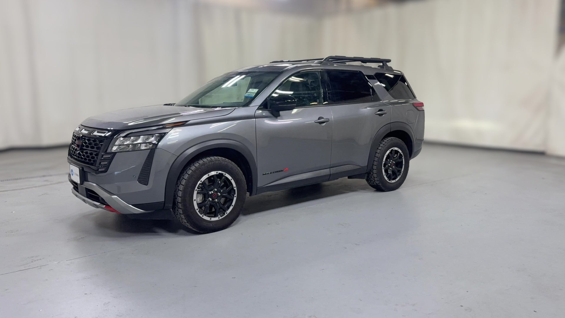 2026 Nissan Pathfinder vehicle photo