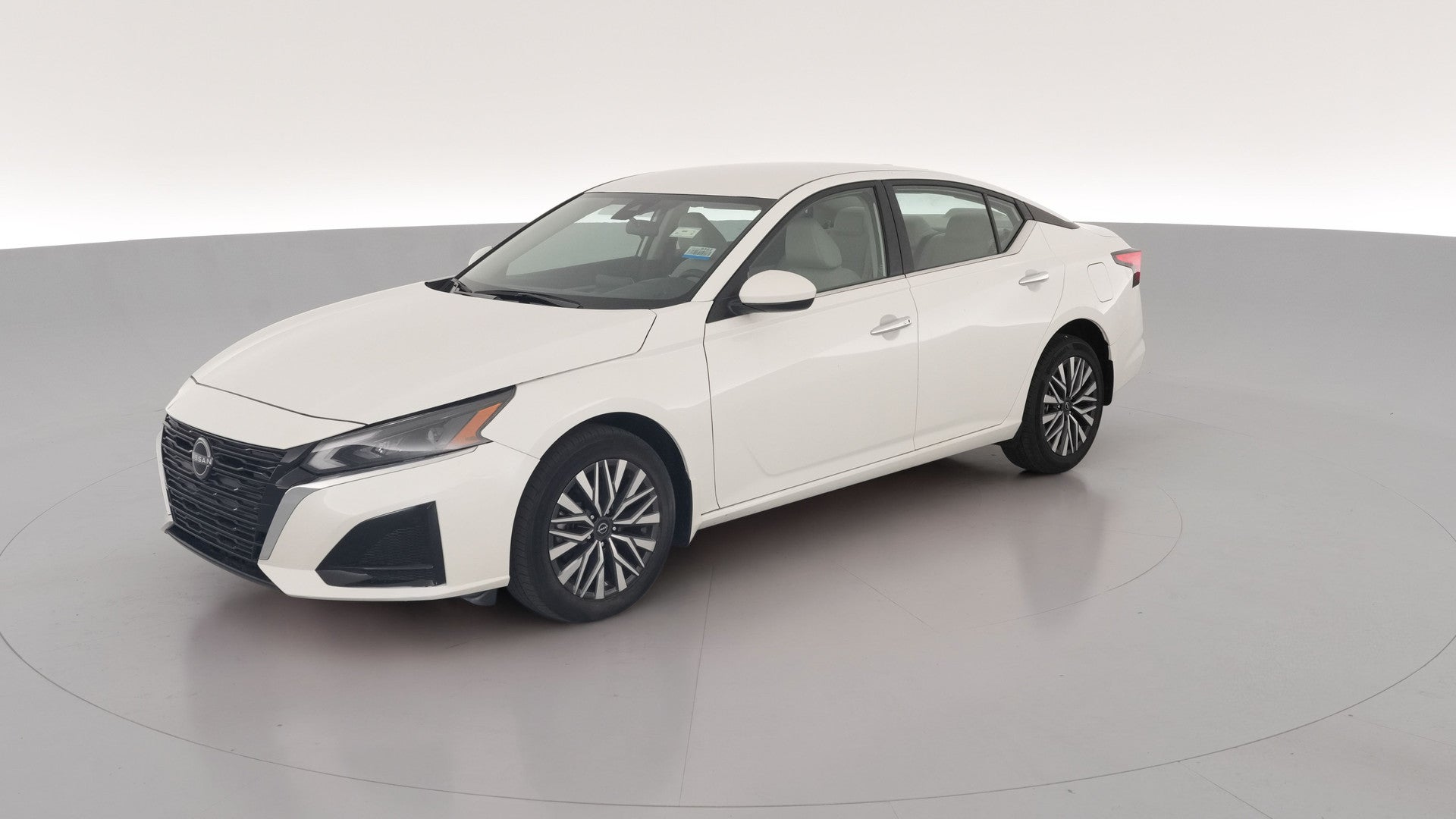 2023 Nissan Altima vehicle photo