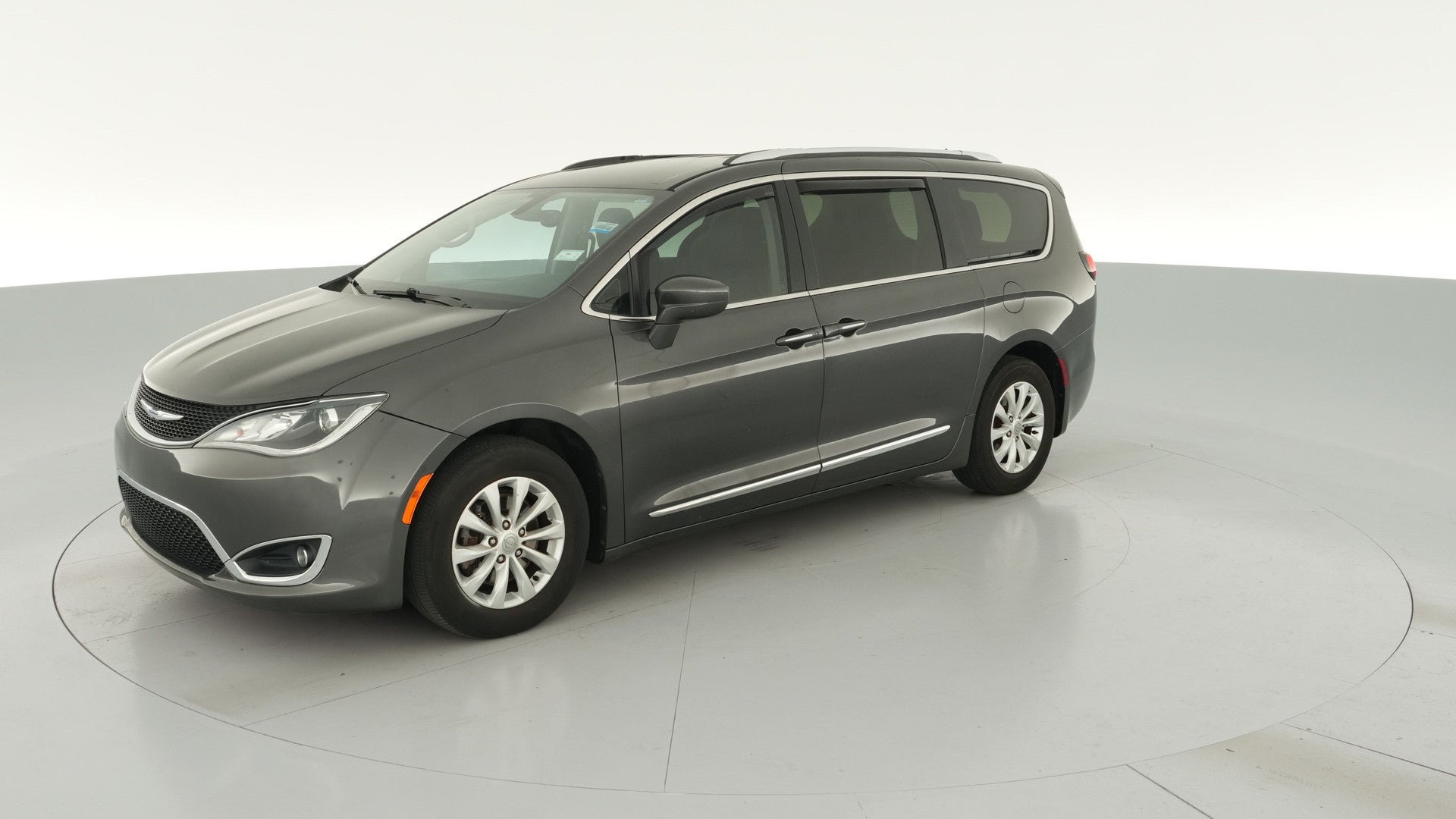2019 Chrysler Pacifica vehicle photo
