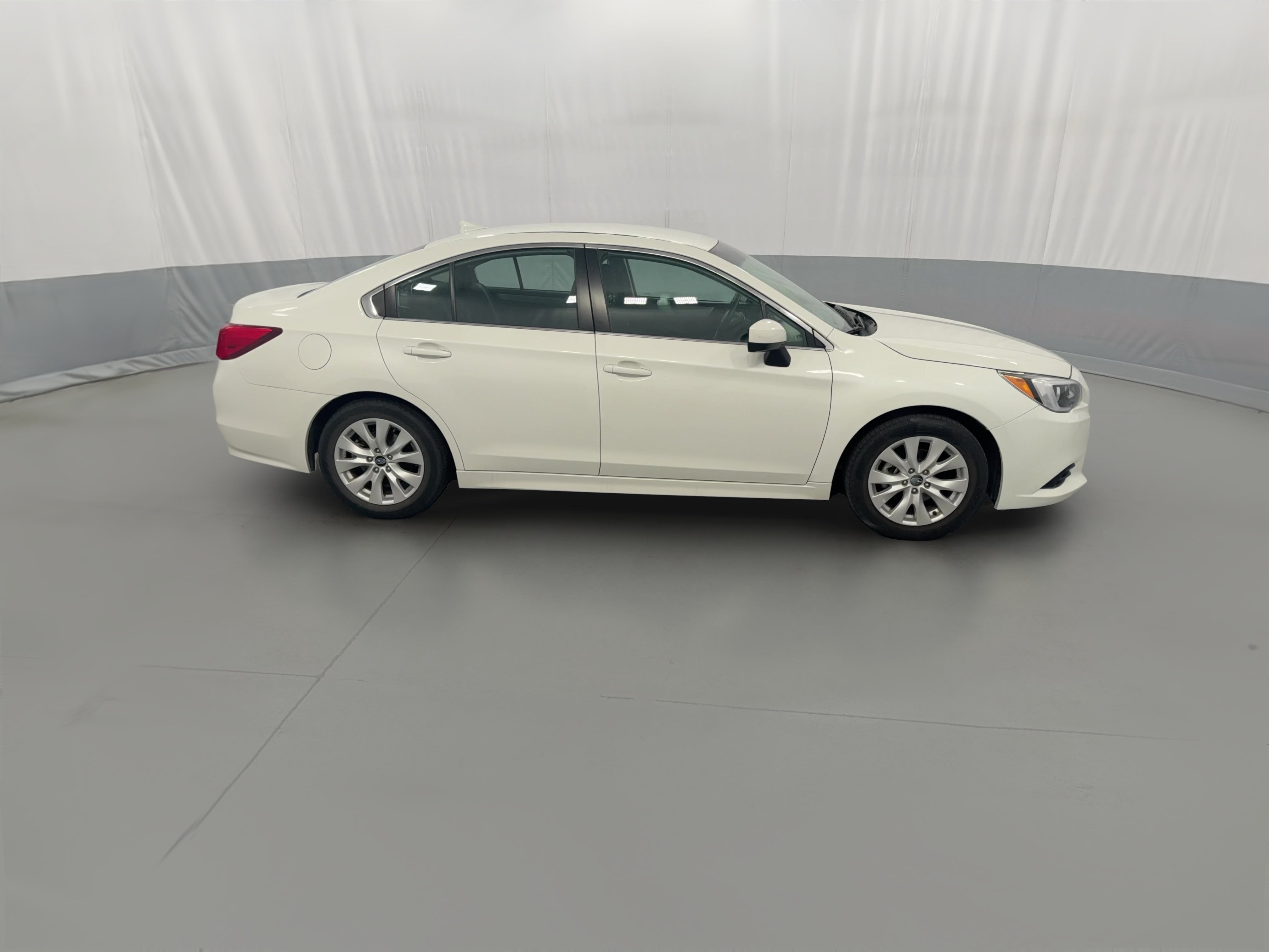 2017 Subaru Legacy Premium - Photo 35