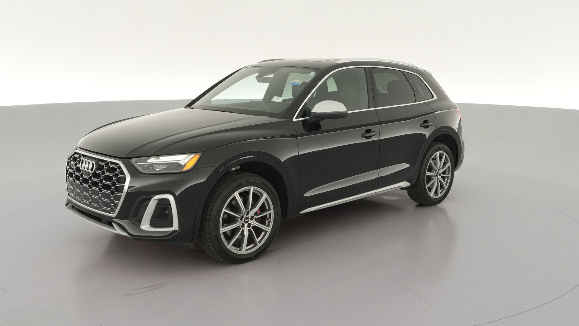 2022 Audi SQ5 vehicle photo