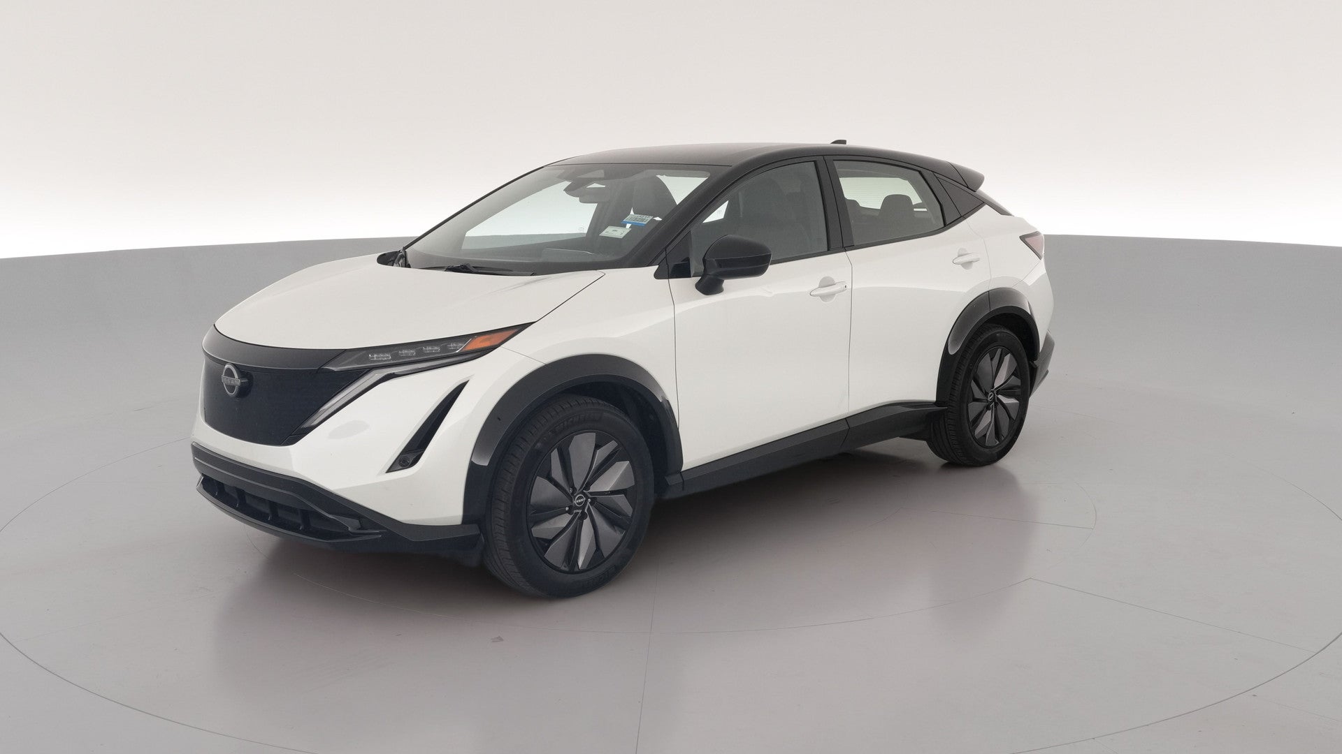 2024 Nissan ARIYA vehicle photo