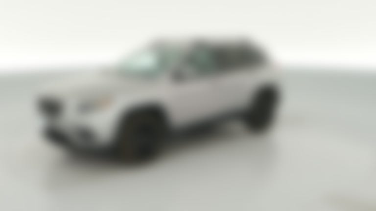 2020 Jeep Cherokee vehicle photo