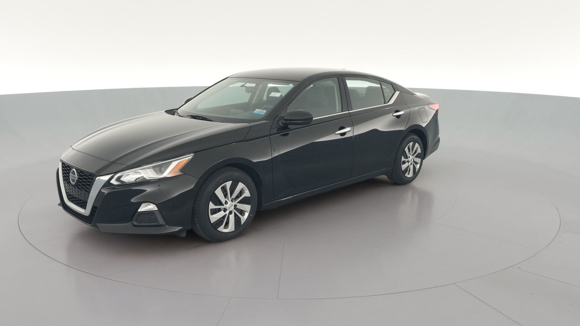 2020 Nissan Altima vehicle photo