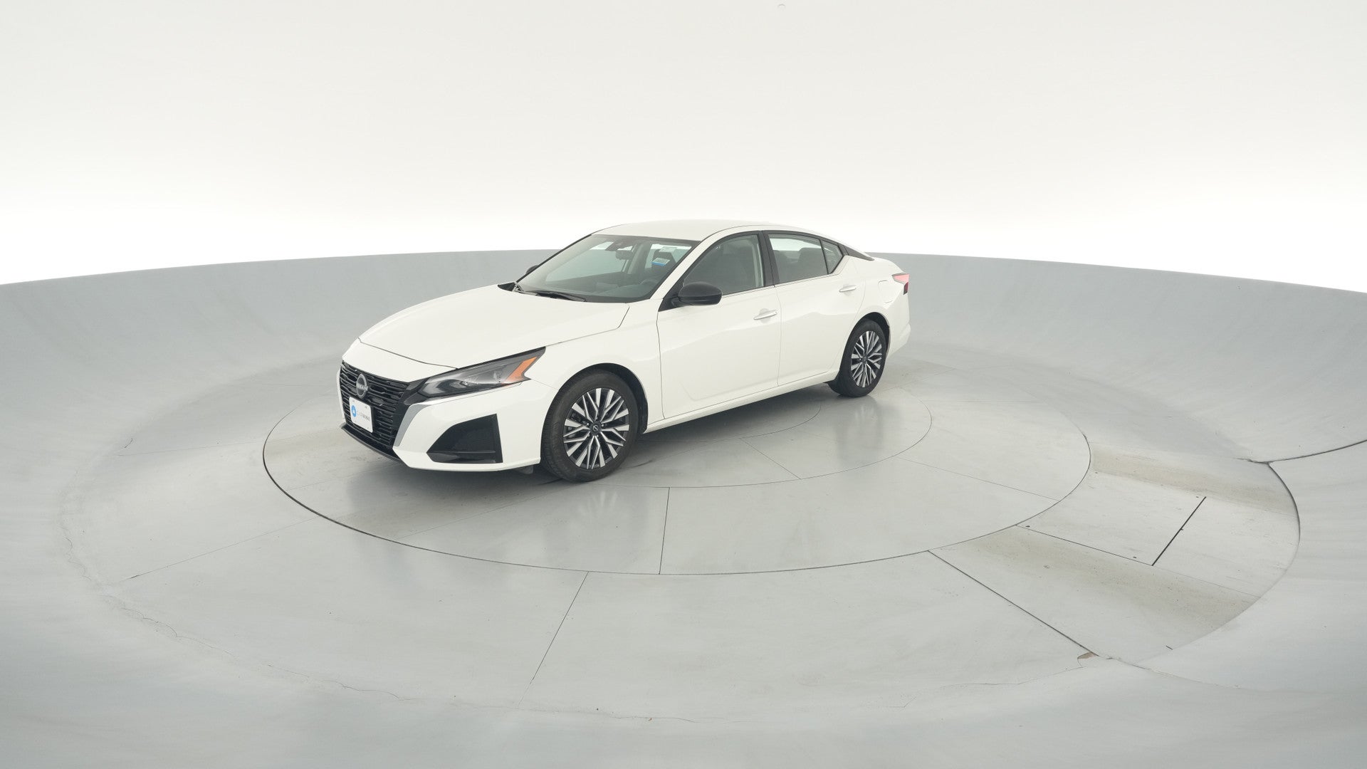 2025 Nissan Altima vehicle photo