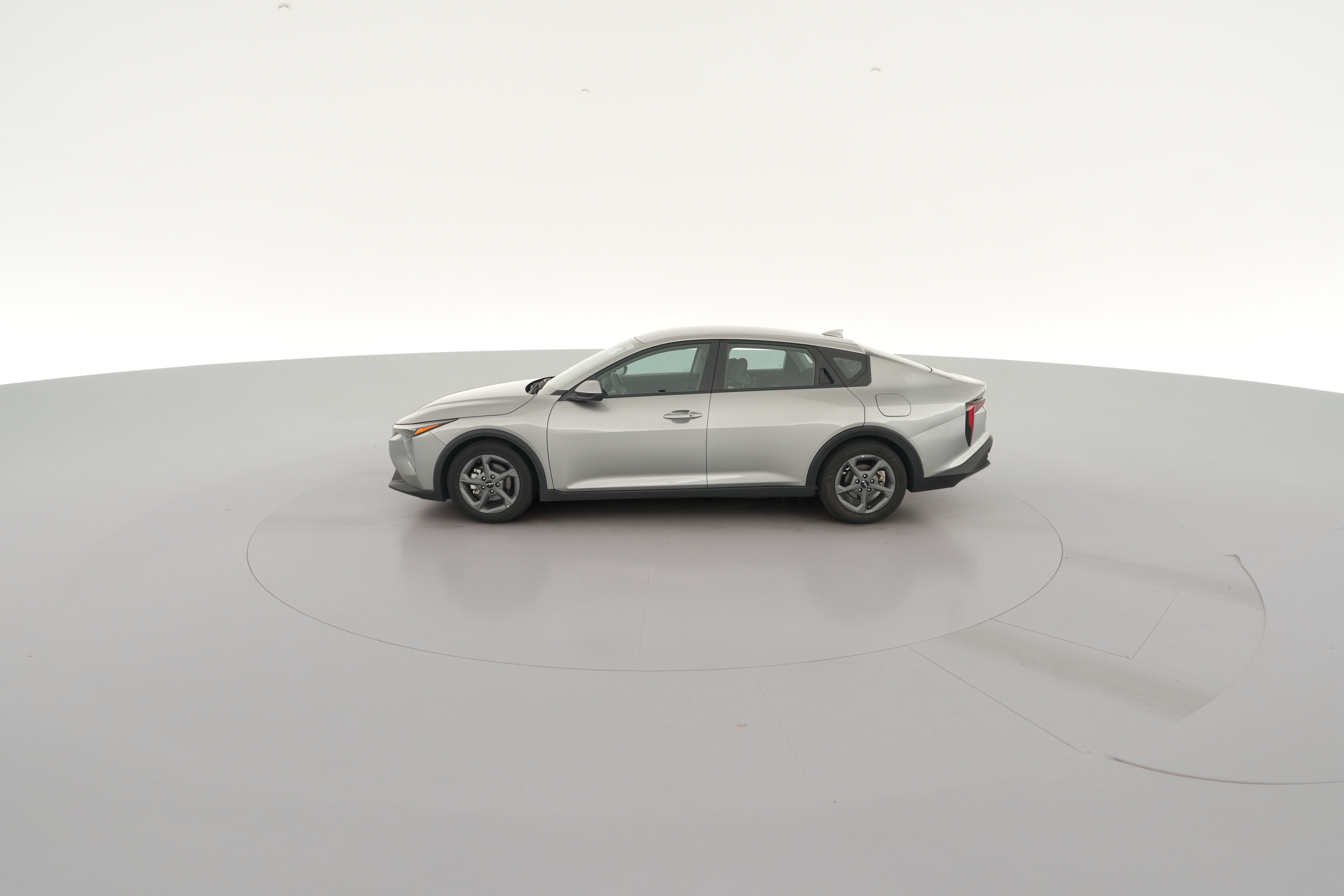 2025 Kia K4 LXS - Photo 27