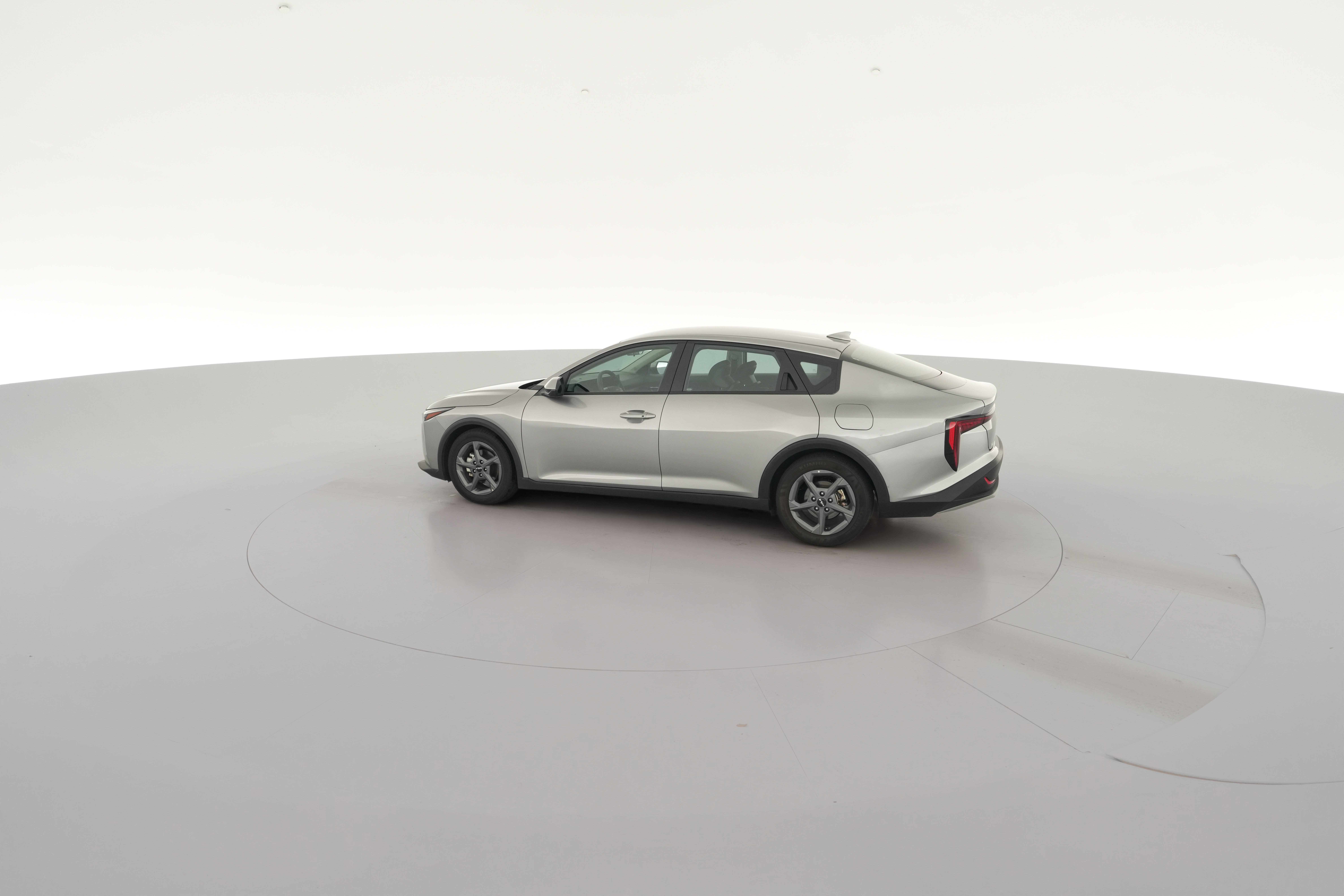 2025 Kia K4 LXS - Photo 28