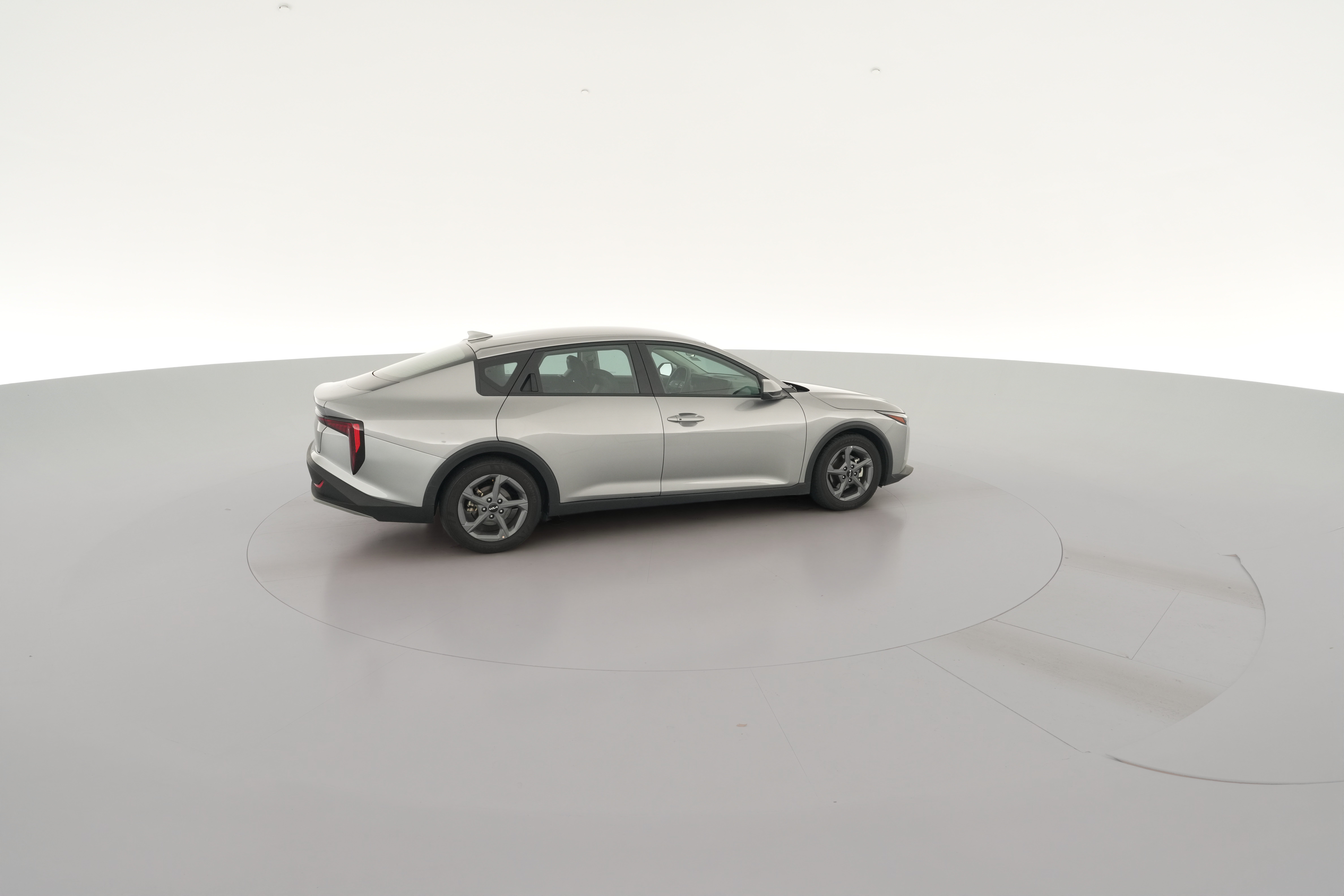 2025 Kia K4 LXS - Photo 34