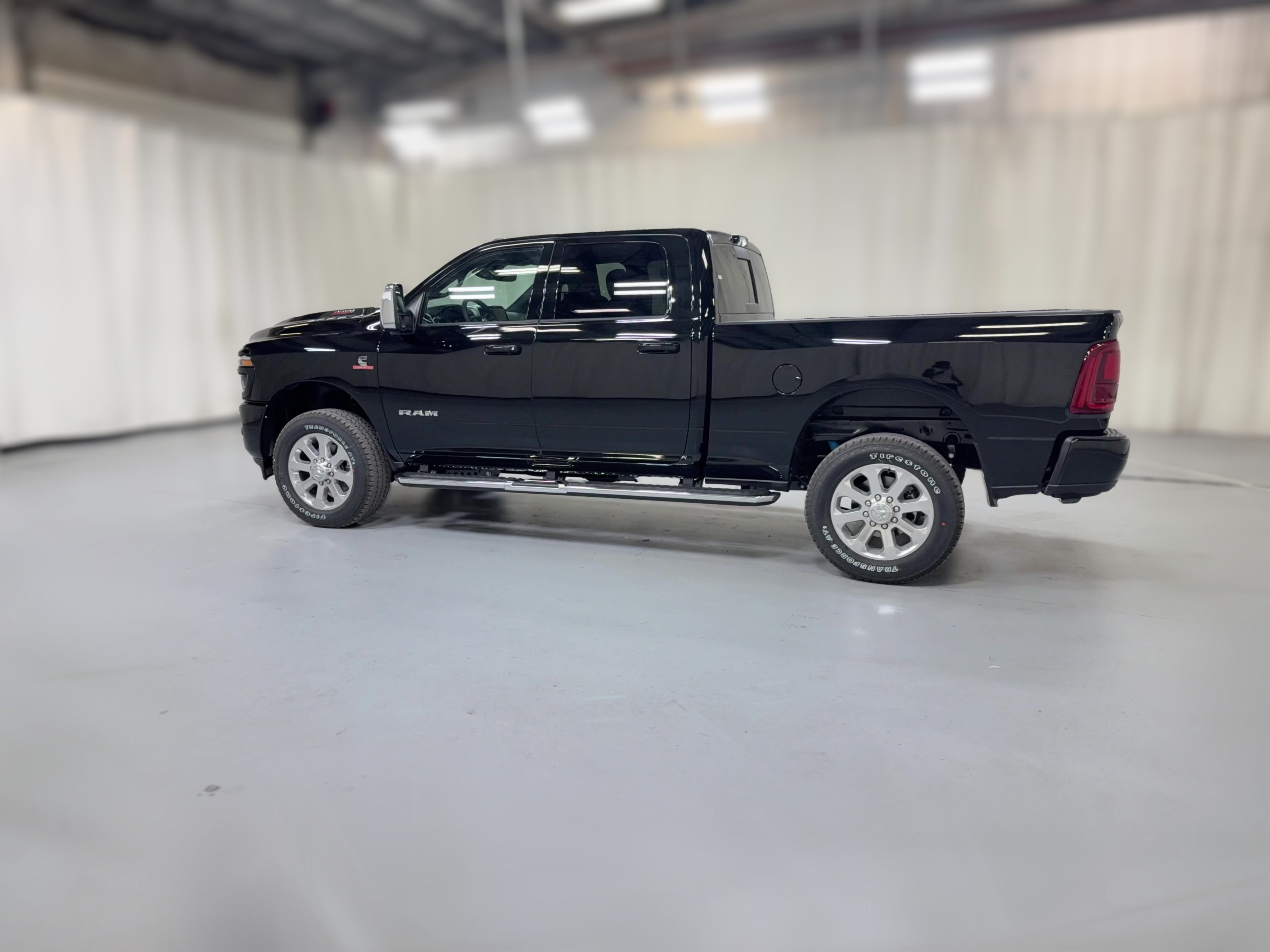 2026 RAM 2500 Laramie - Photo 30