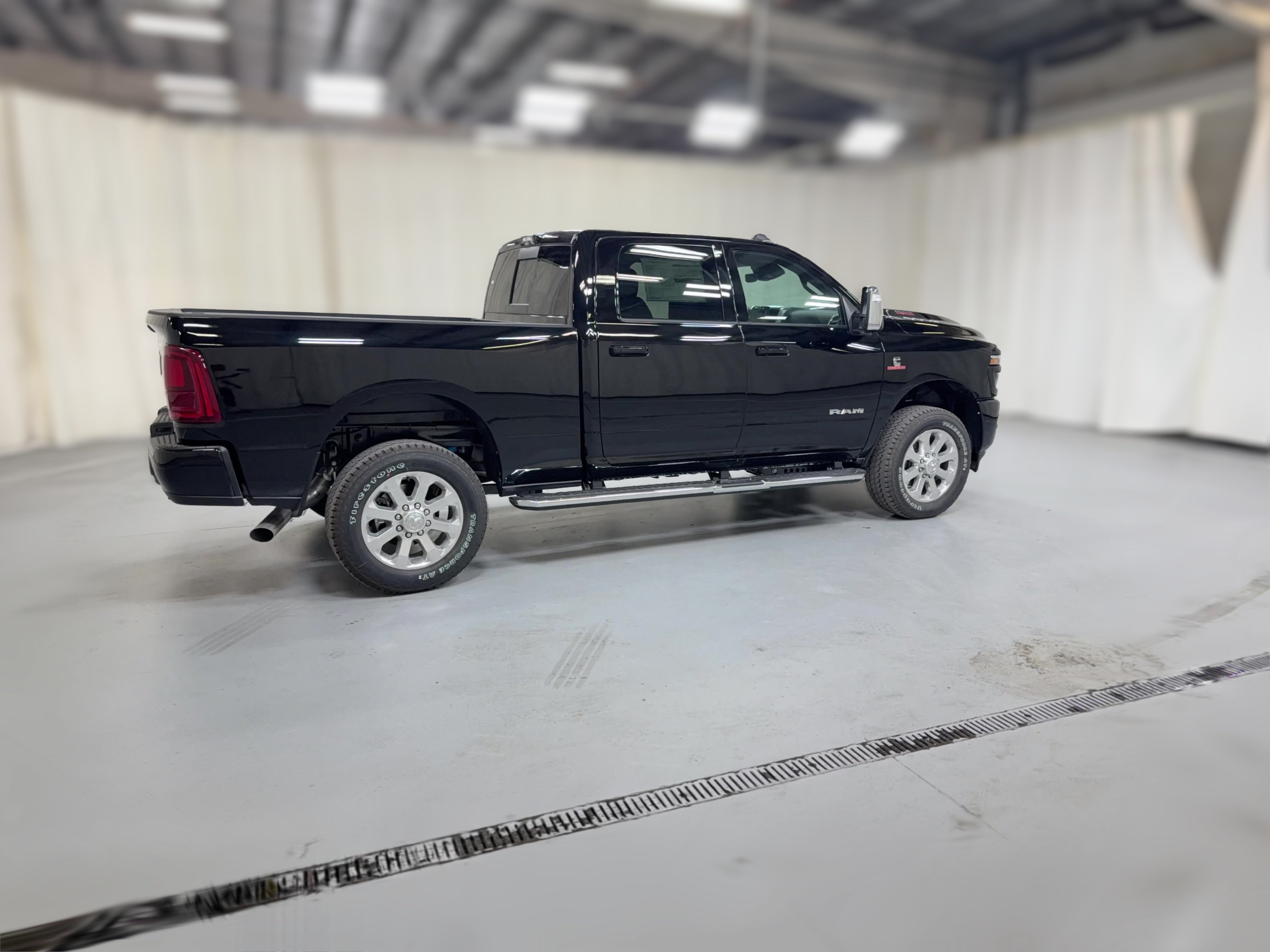 2026 RAM 2500 Laramie - Photo 36
