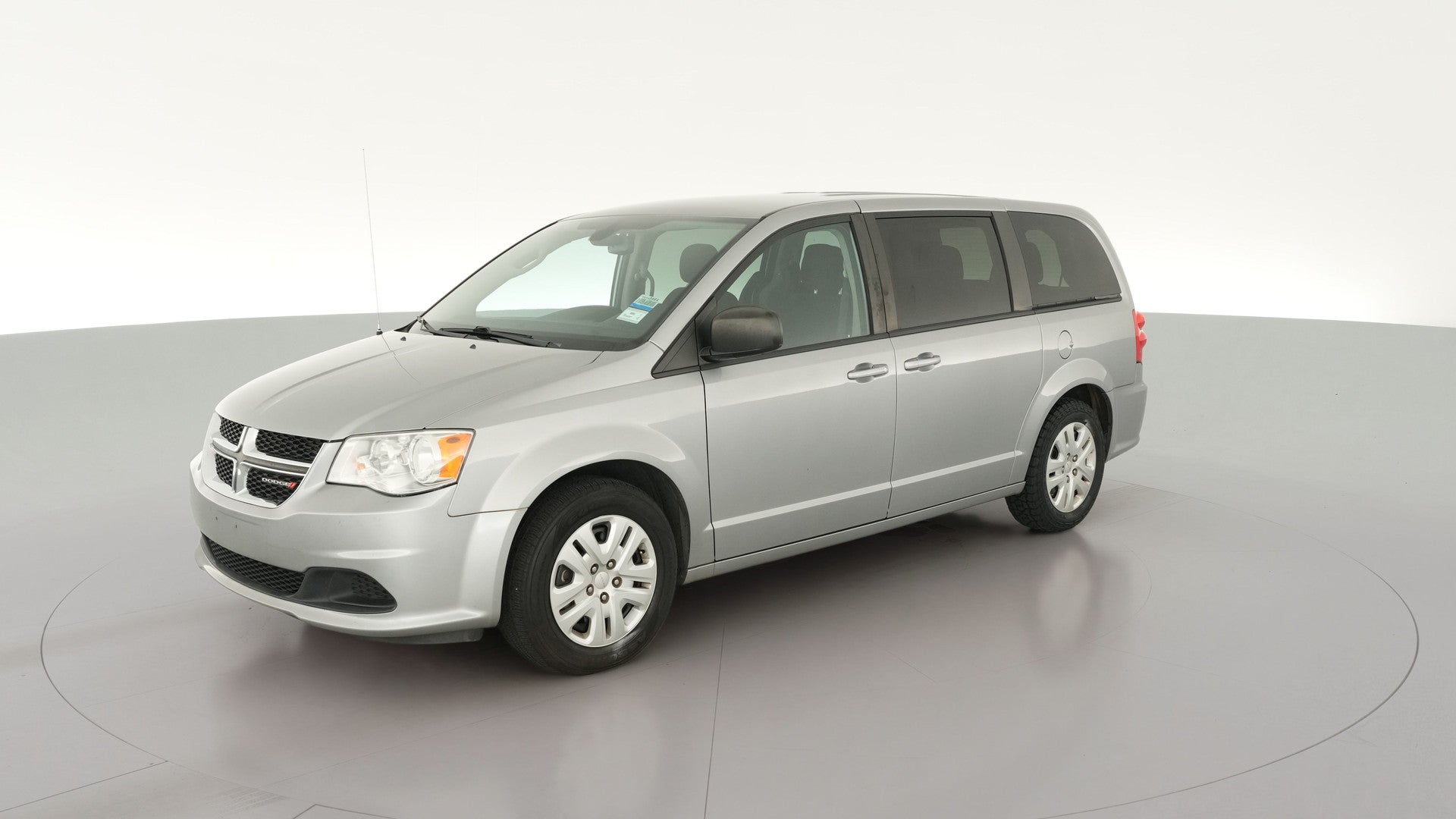 2018 Dodge Grand Caravan Passenger vehicle photo