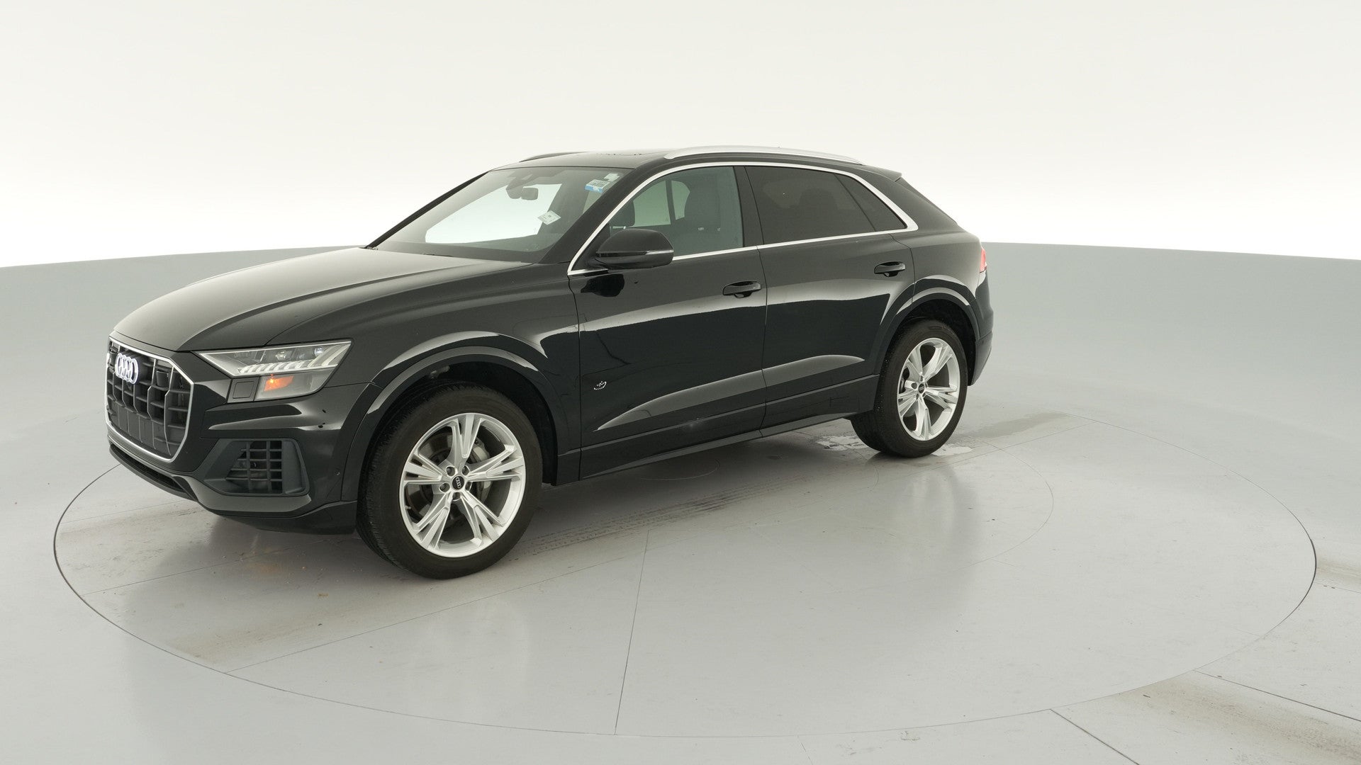 2023 Audi Q8 vehicle photo