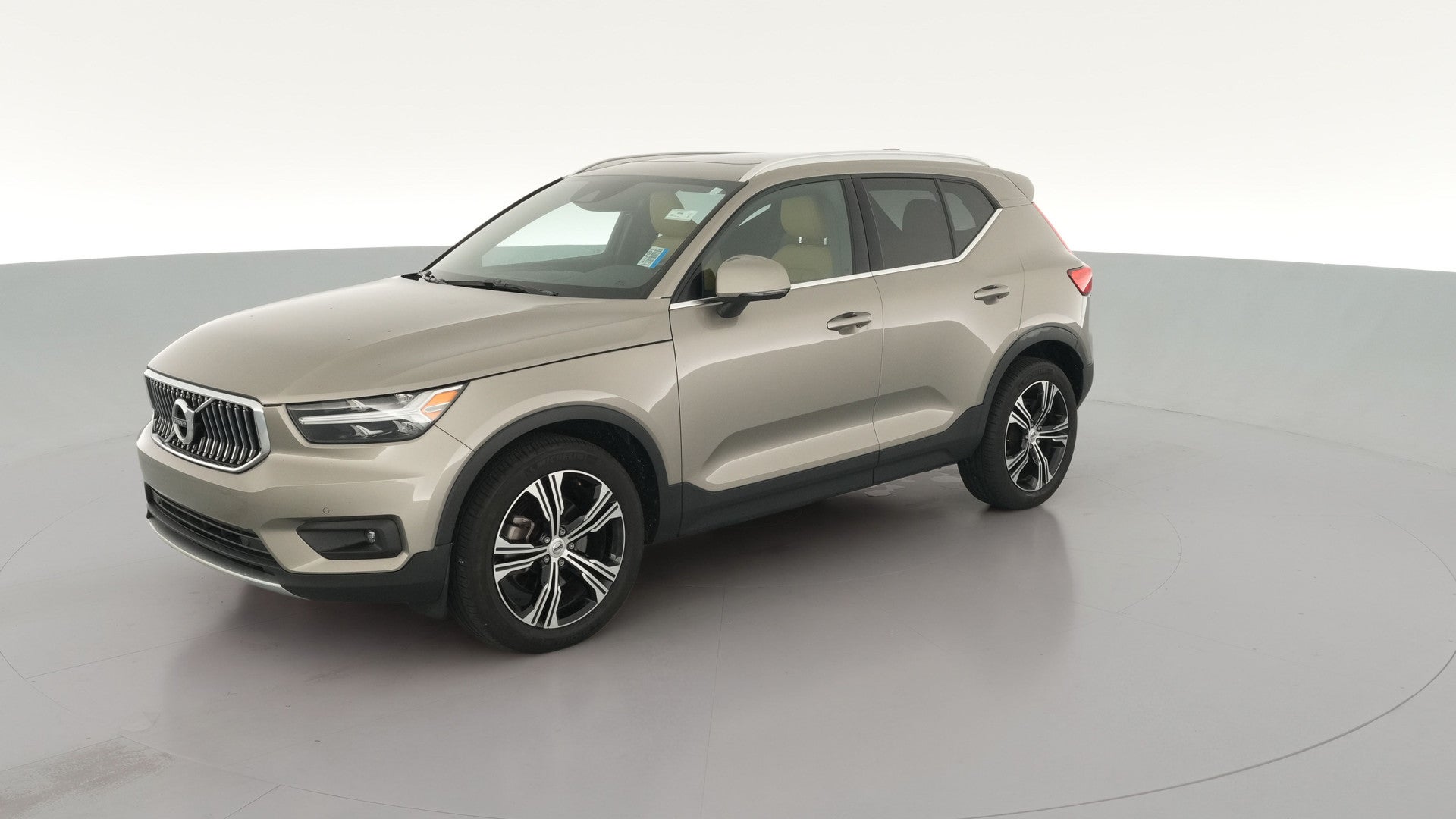 2021 Volvo XC40 vehicle photo