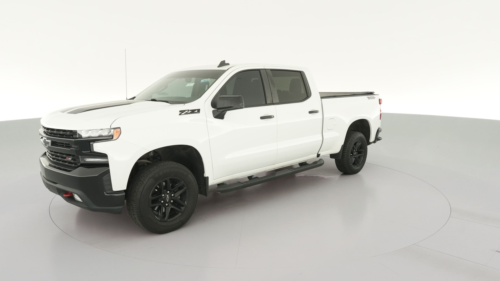 2020 Chevrolet Silverado 1500 Crew Cab vehicle photo