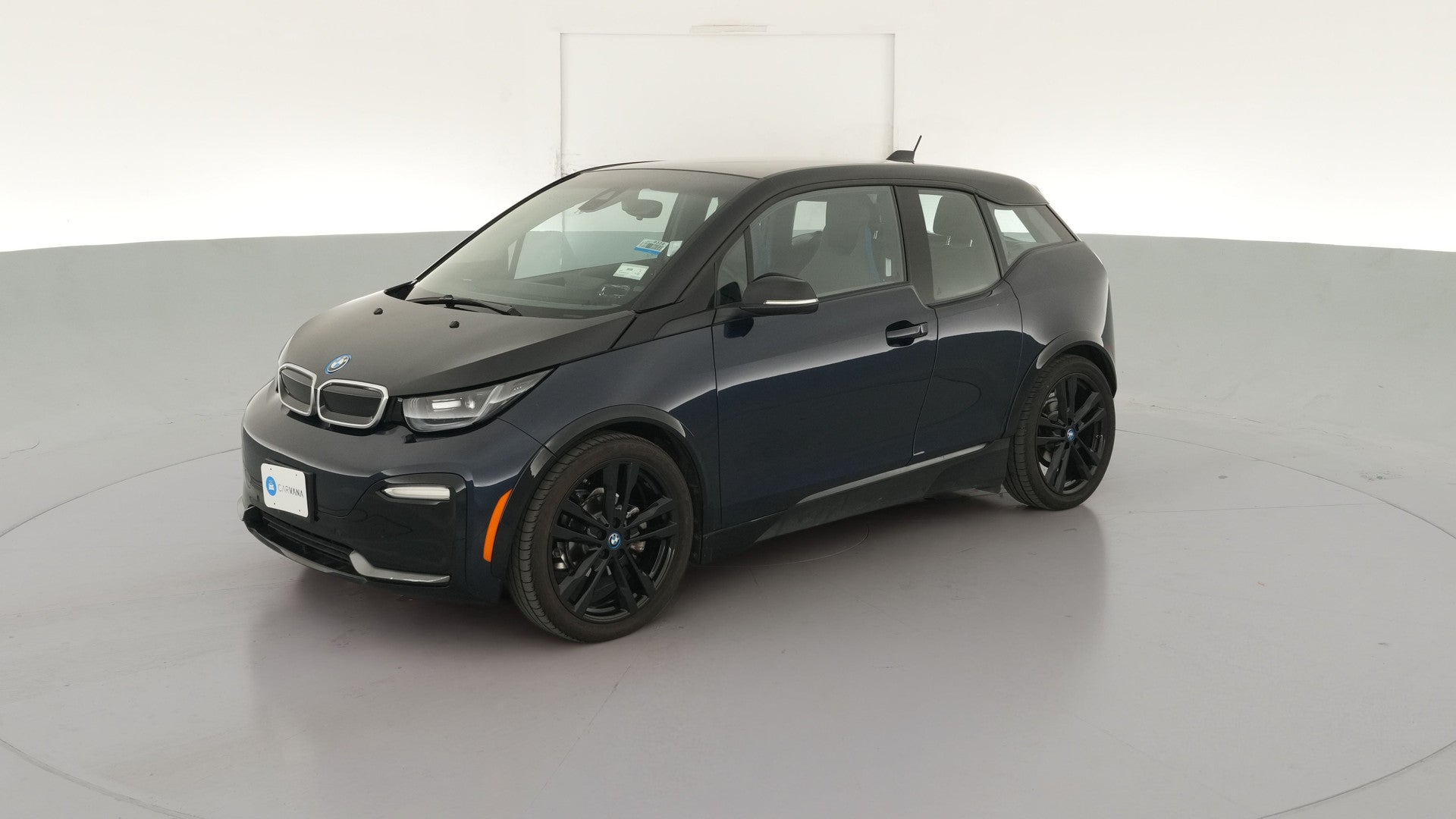 2018 BMW i3 vehicle photo