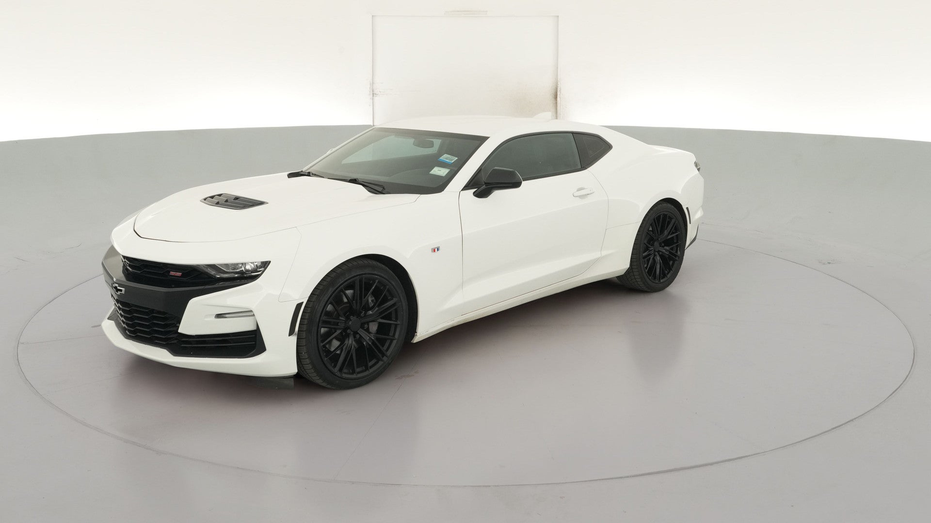 2019 Chevrolet Camaro vehicle photo