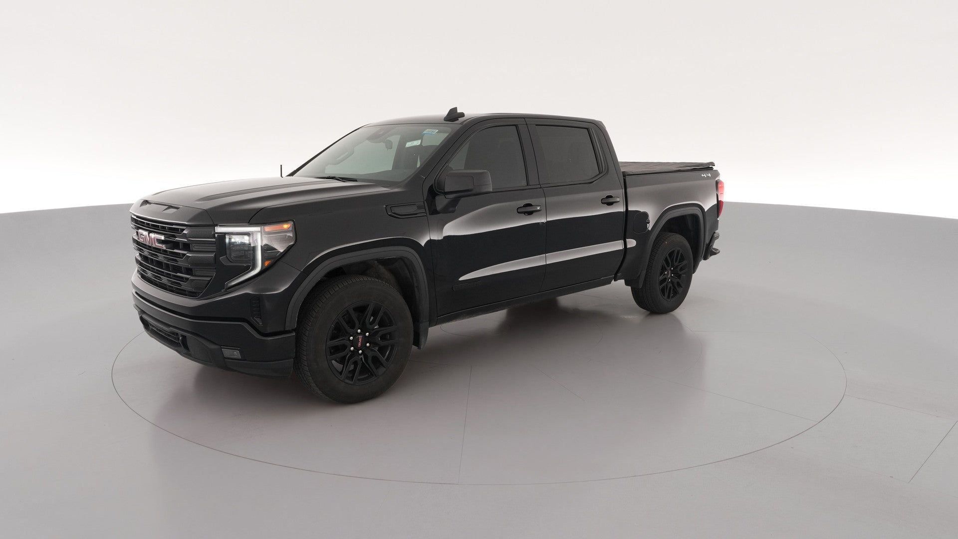 2024 GMC Sierra 1500 Crew Cab vehicle photo