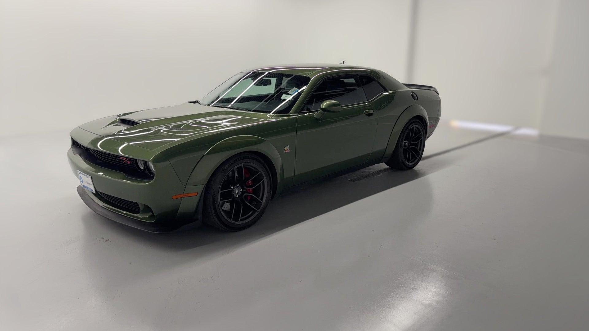 2019 Dodge Challenger vehicle photo