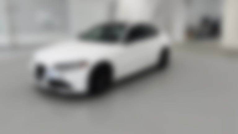2021 Alfa Romeo Giulia vehicle photo