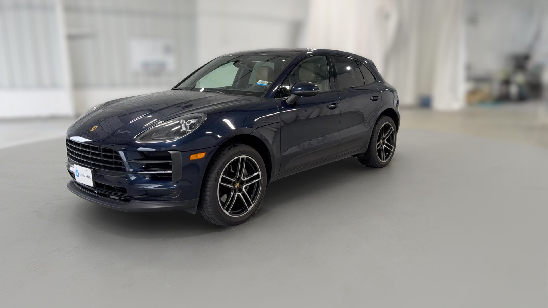 2021 Porsche Macan vehicle photo