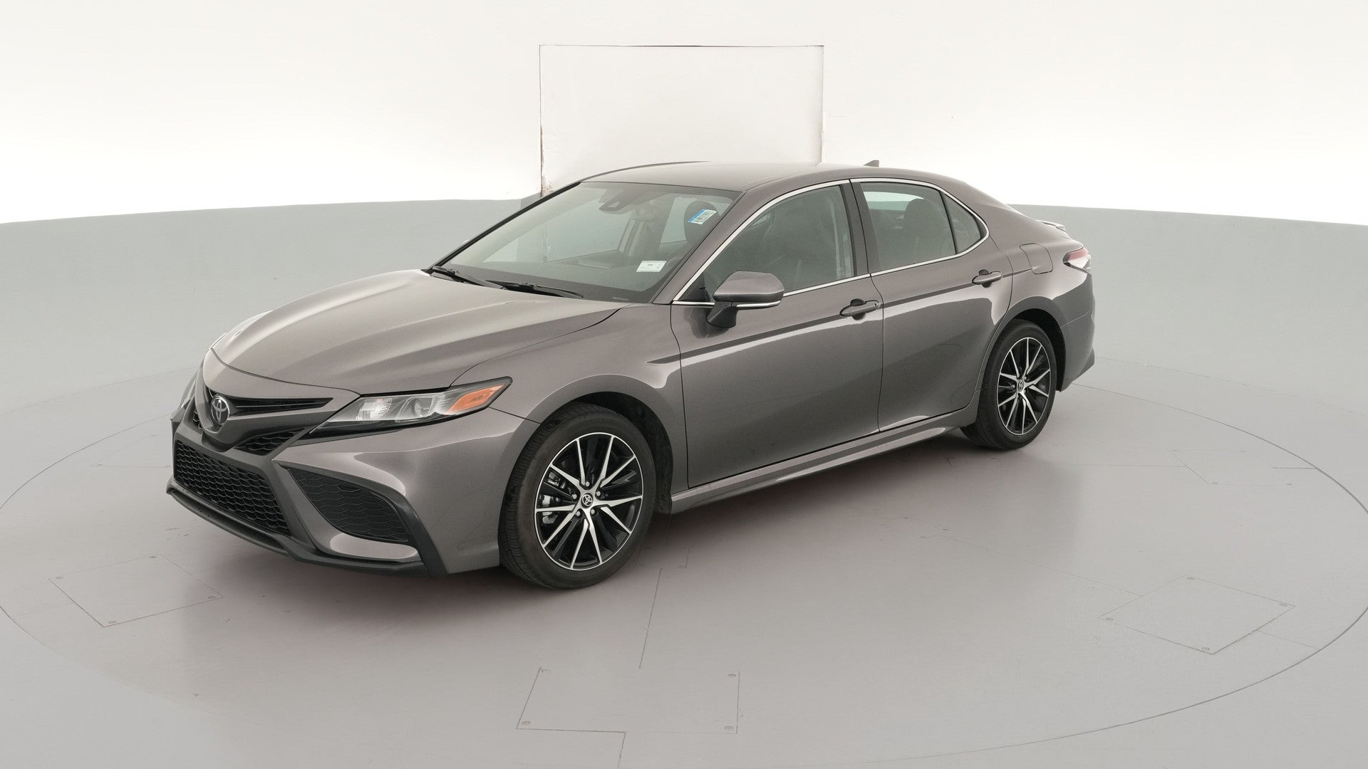 2024 Toyota Camry vehicle photo