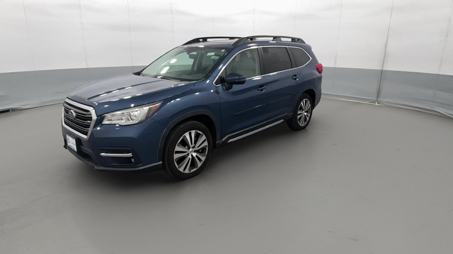 2019 Subaru Ascent vehicle photo