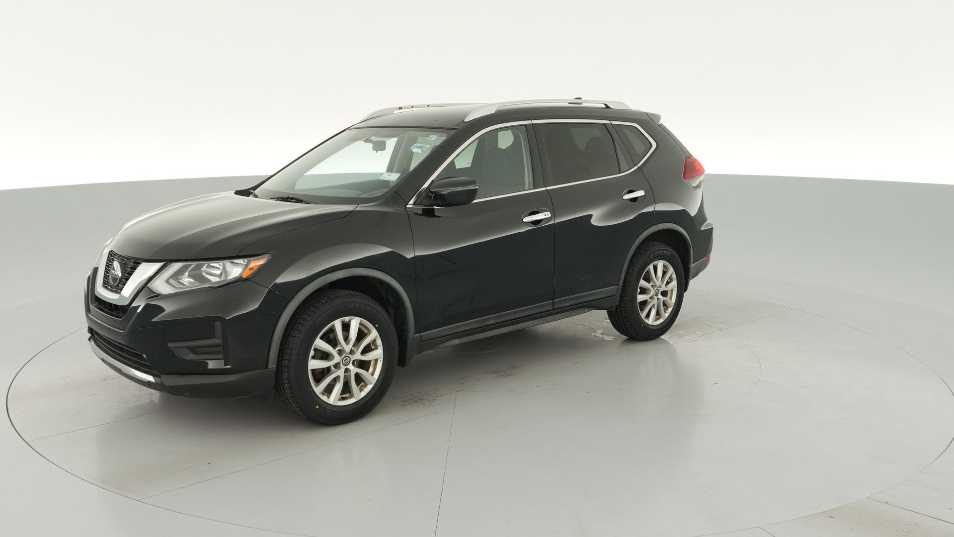 2018 Nissan Rogue vehicle photo