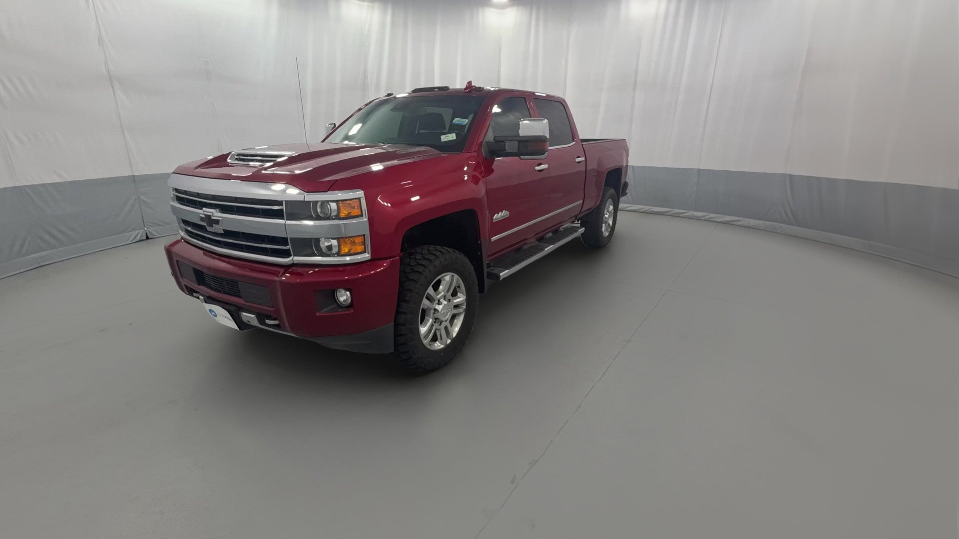 2019 Chevrolet Silverado 2500 HD Crew Cab vehicle photo