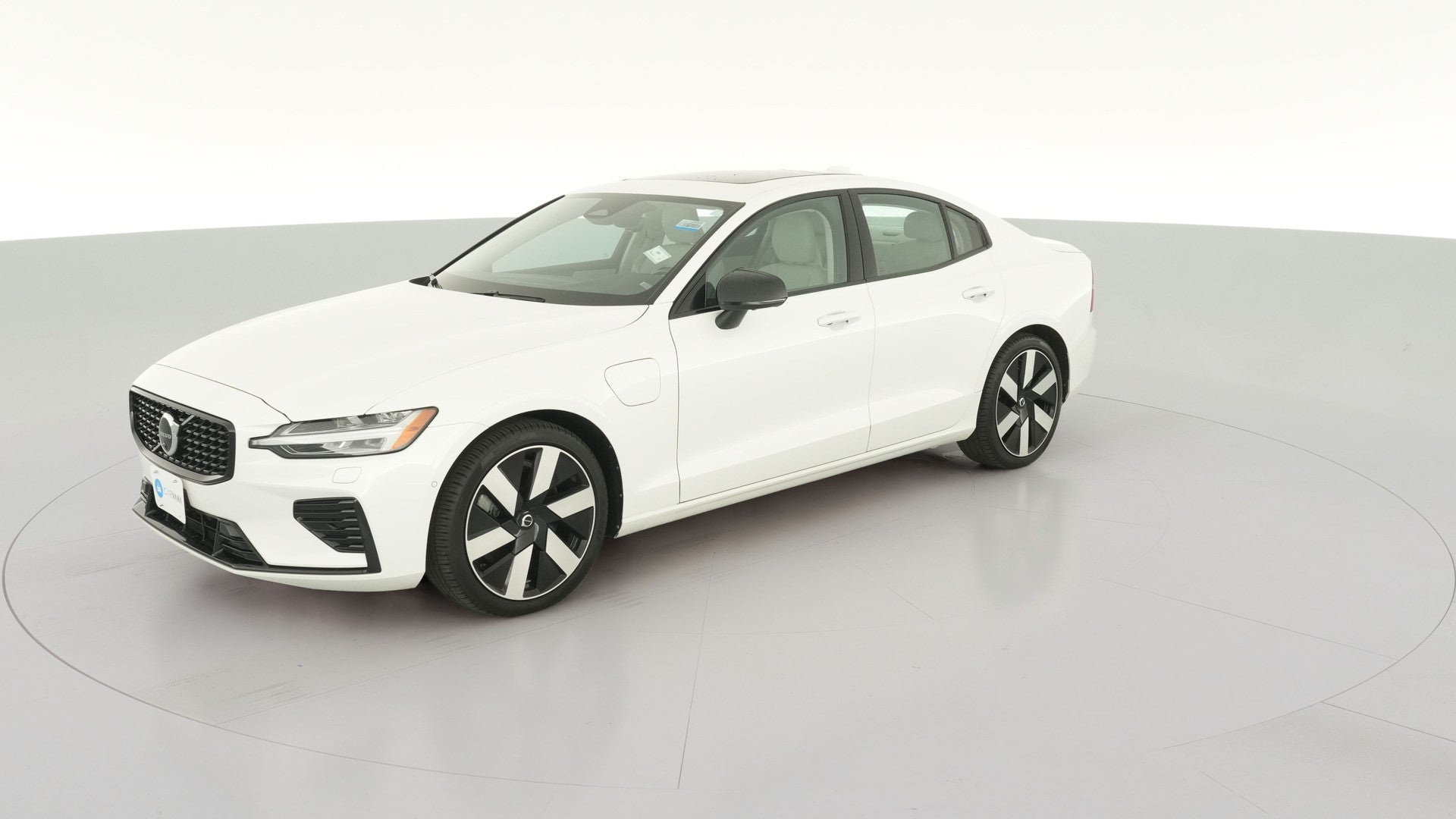 2024 Volvo S60 vehicle photo
