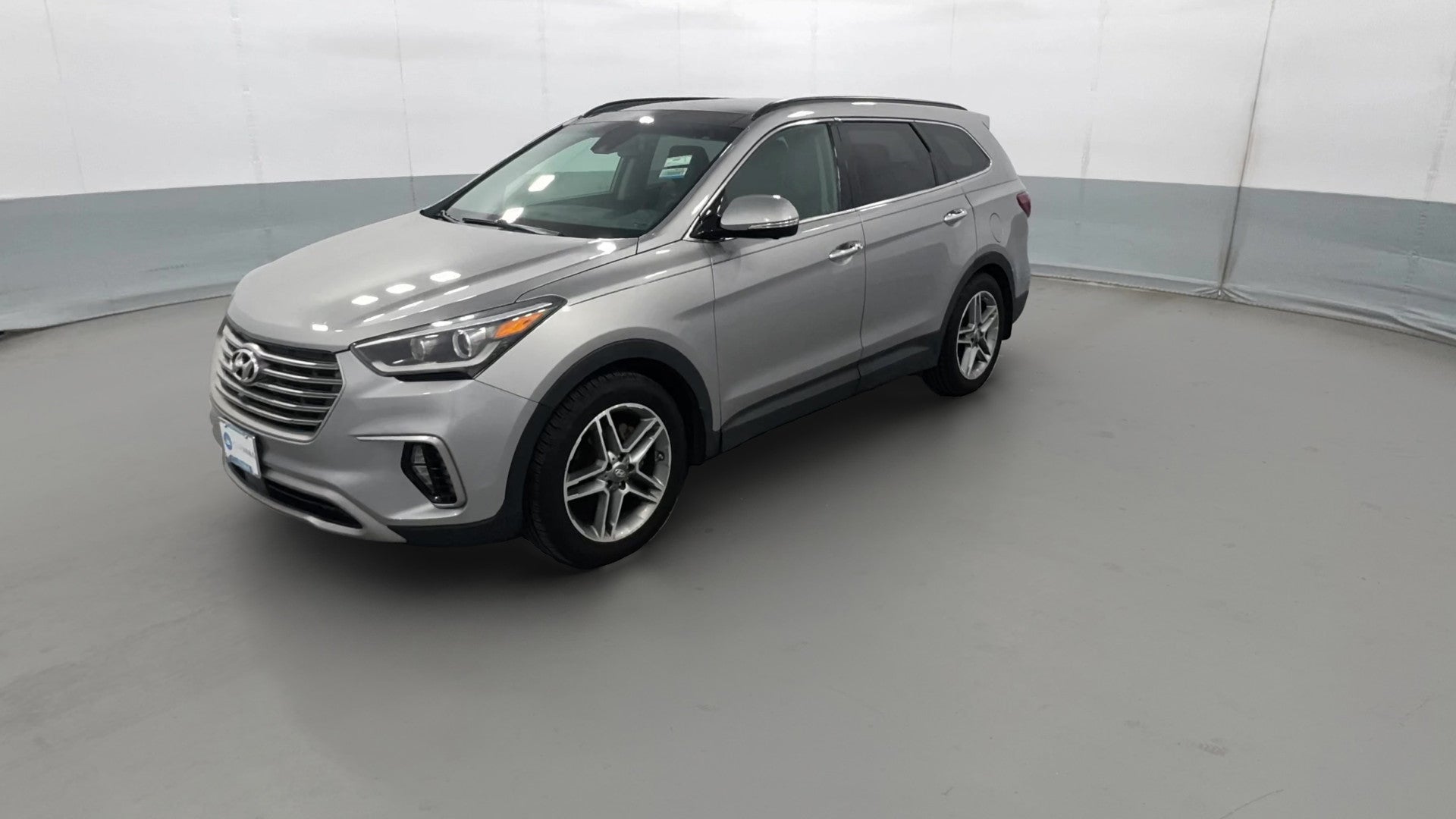 2017 Hyundai Santa Fe vehicle photo