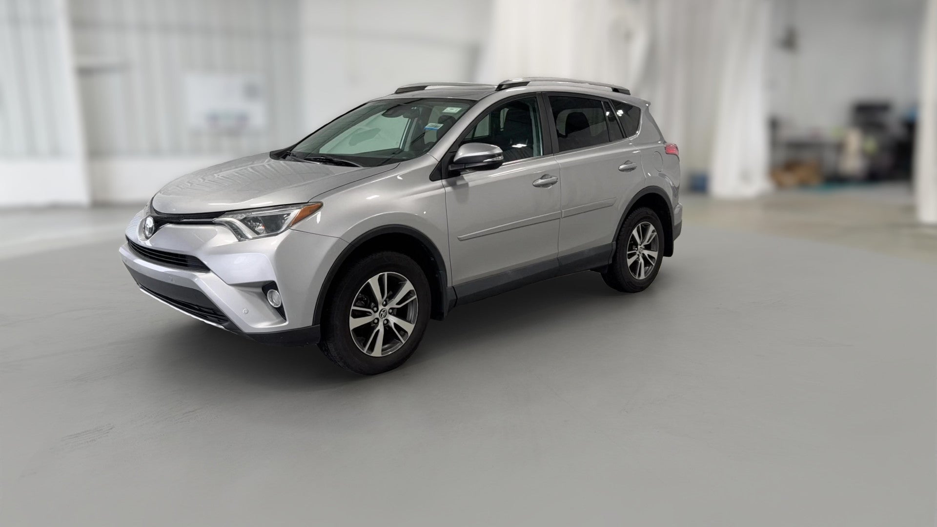 2017 Toyota RAV4 vehicle photo