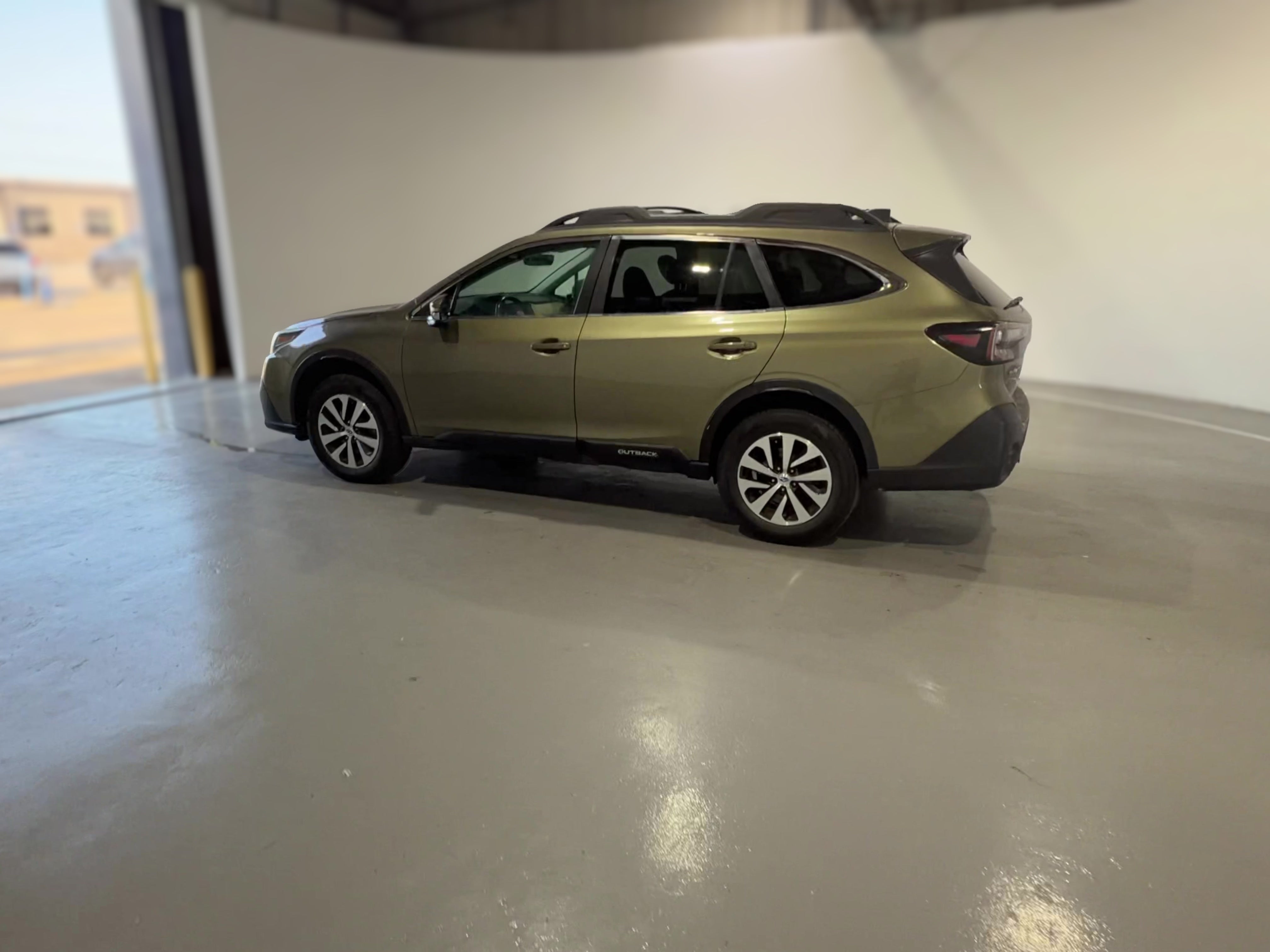 2022 Subaru Outback Premium - Photo 28