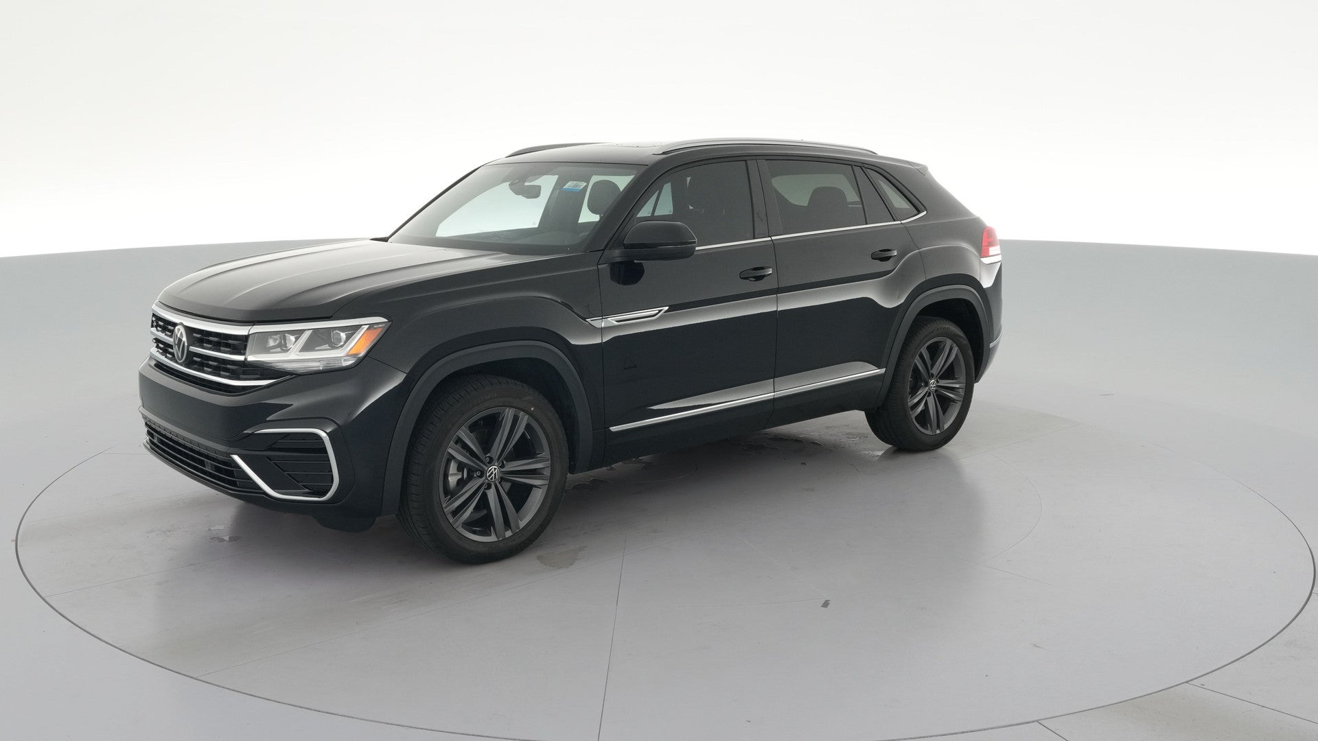 2021 Volkswagen Atlas Cross Sport vehicle photo