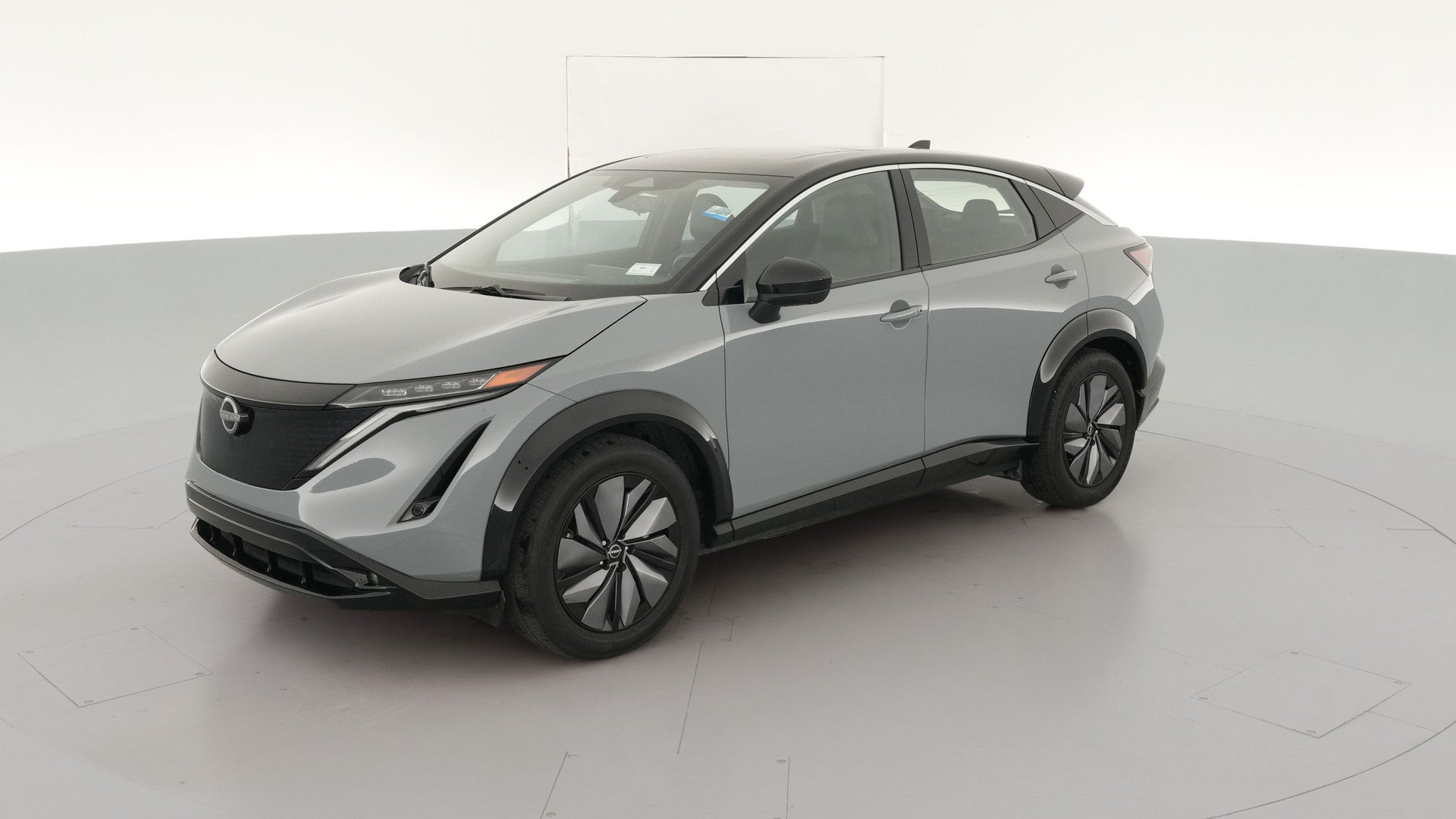 2023 Nissan ARIYA vehicle photo