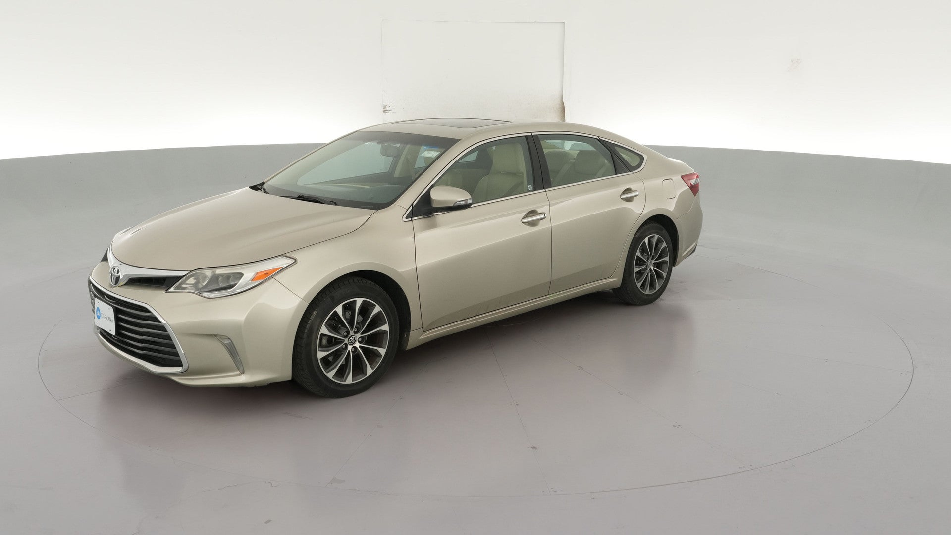 2016 Toyota Avalon vehicle photo