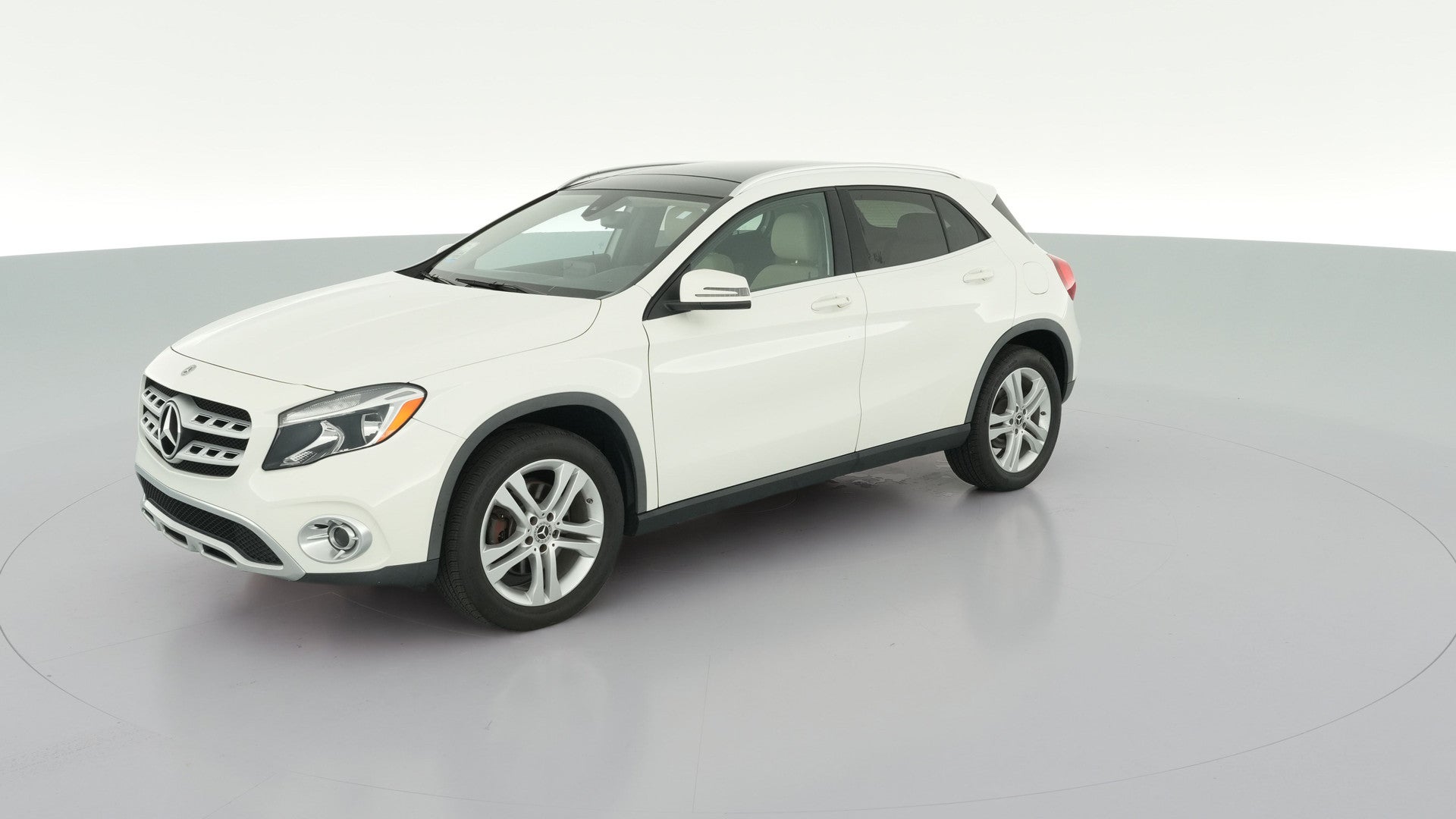 2018 Mercedes-Benz GLA vehicle photo