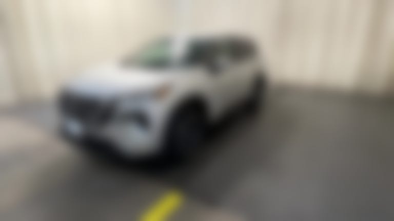 2025 Nissan Rogue vehicle photo