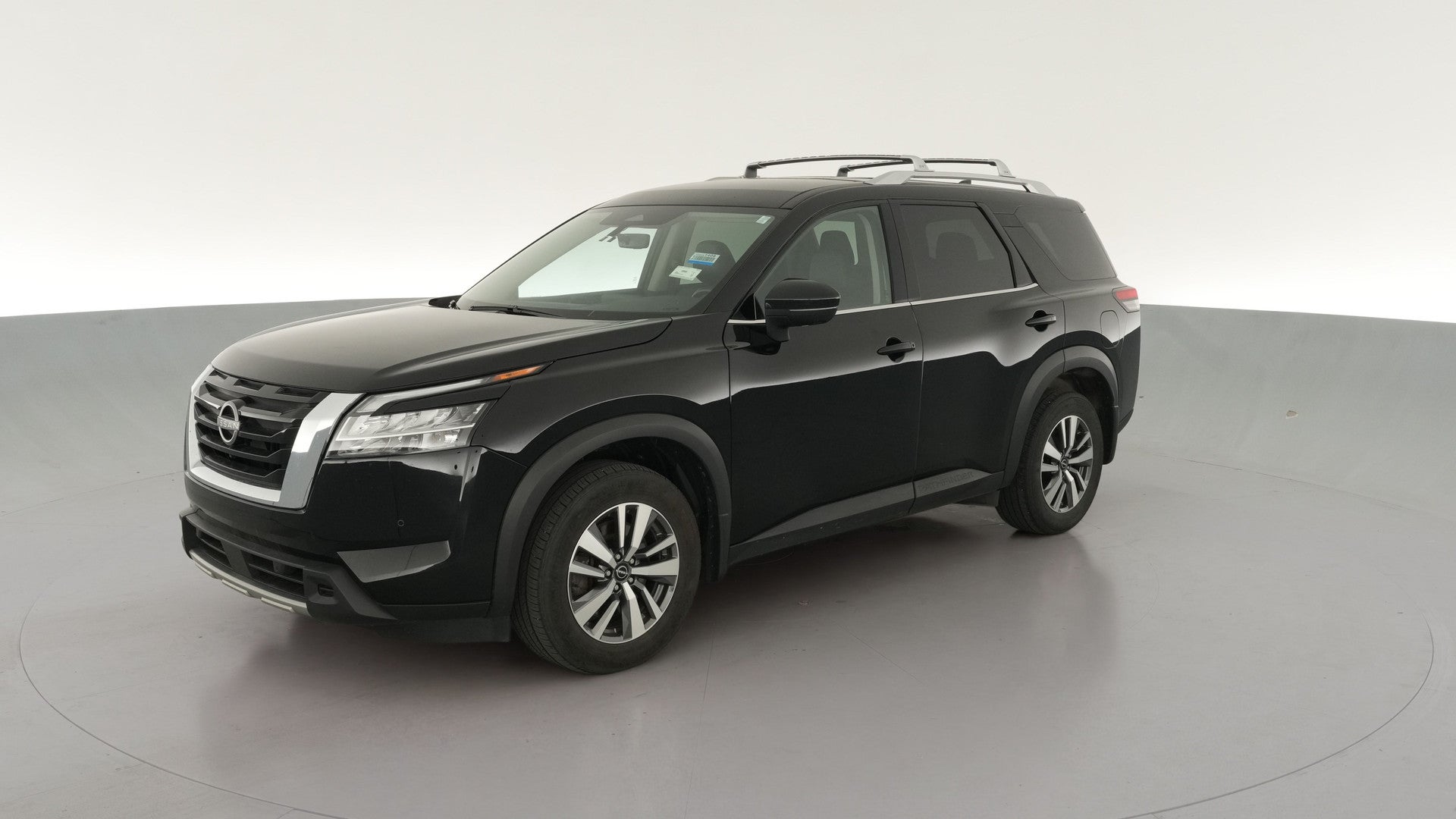 2024 Nissan Pathfinder vehicle photo