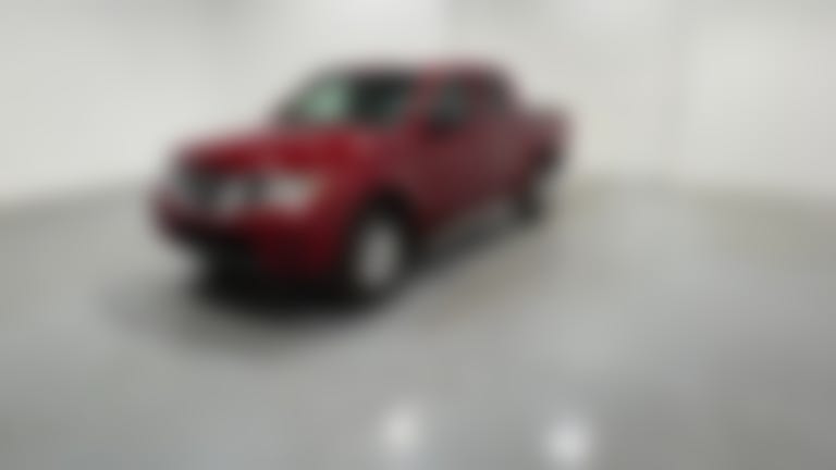 2015 Nissan Frontier Crew Cab vehicle photo