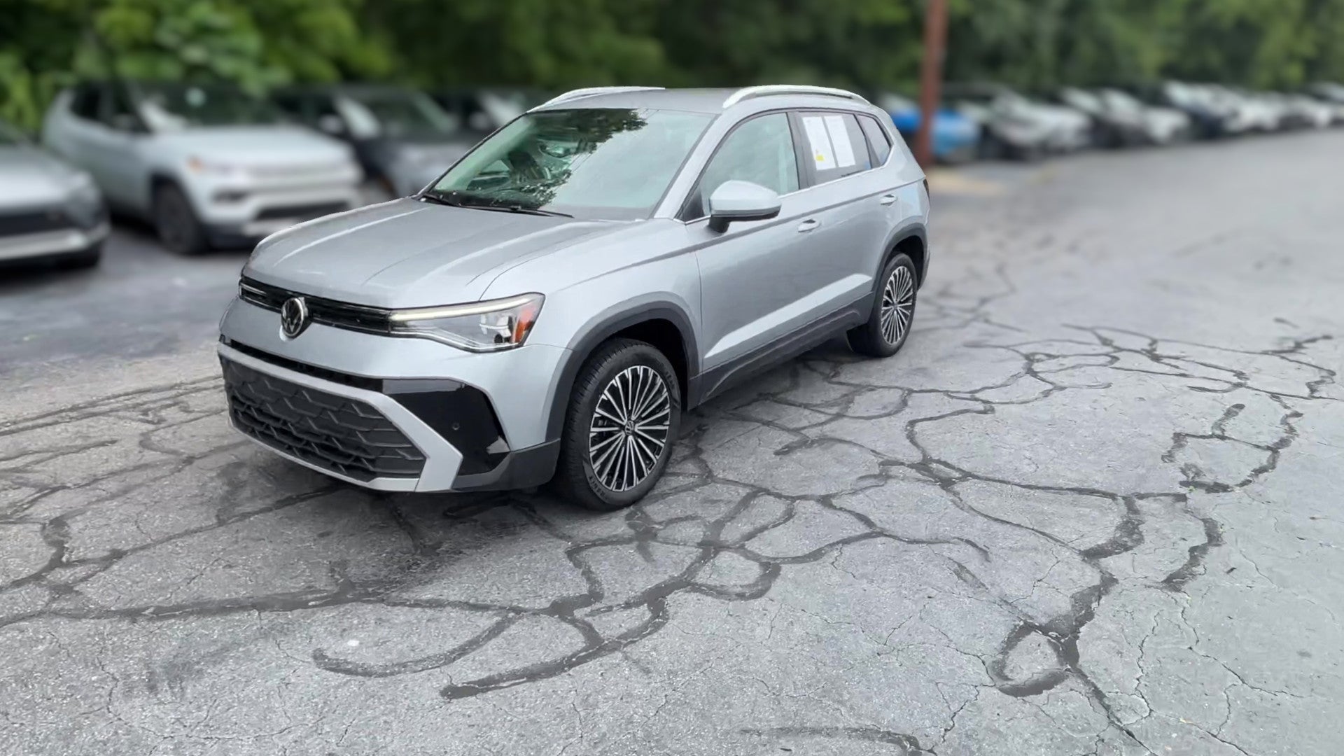 2026 Volkswagen Taos vehicle photo